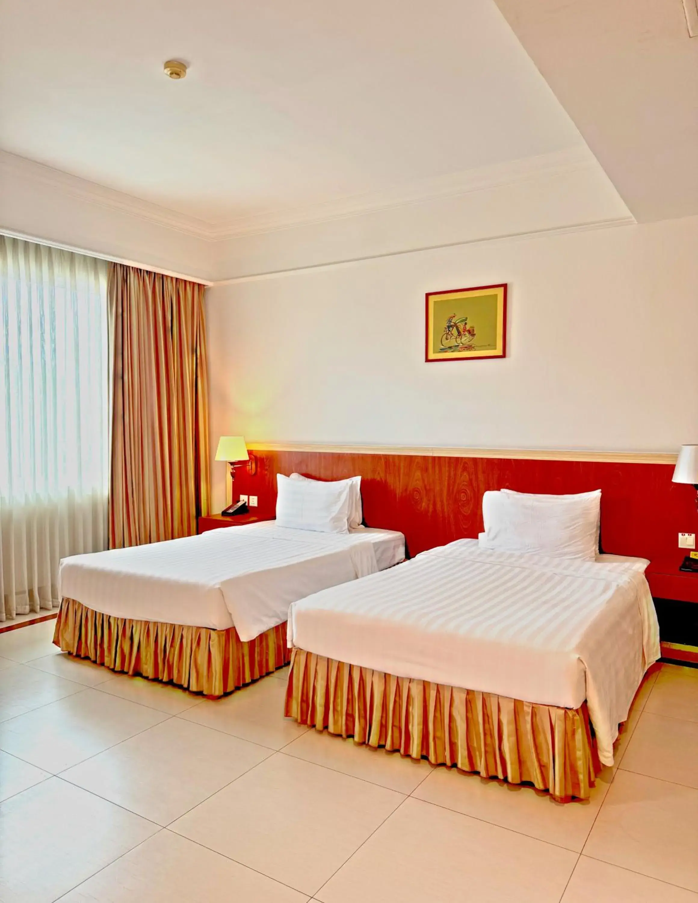 Deluxe Twin Room in Hotel Sor Deluxe Twin Room in Hotel Sor