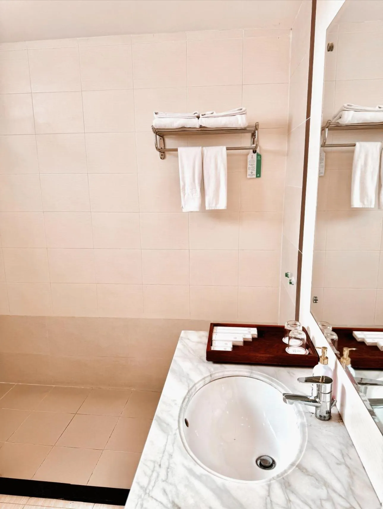 Bathroom in Hotel Sor