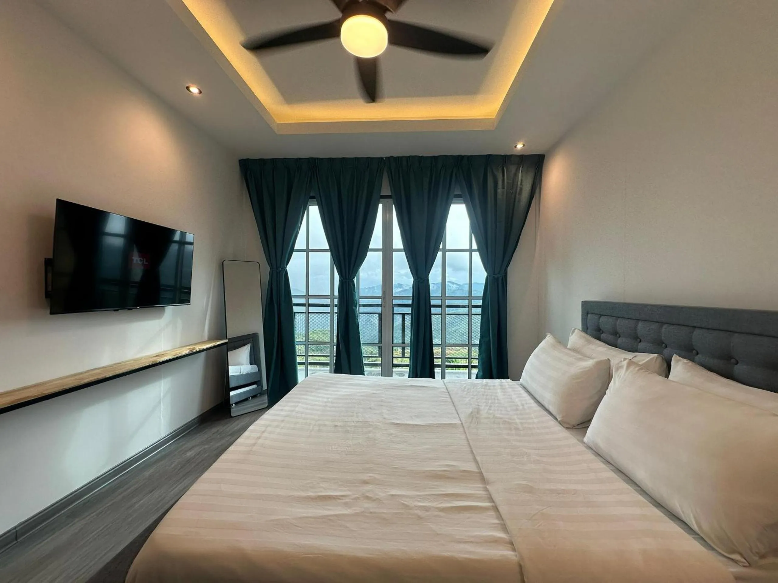 Bed in Bayu Senja Lodge