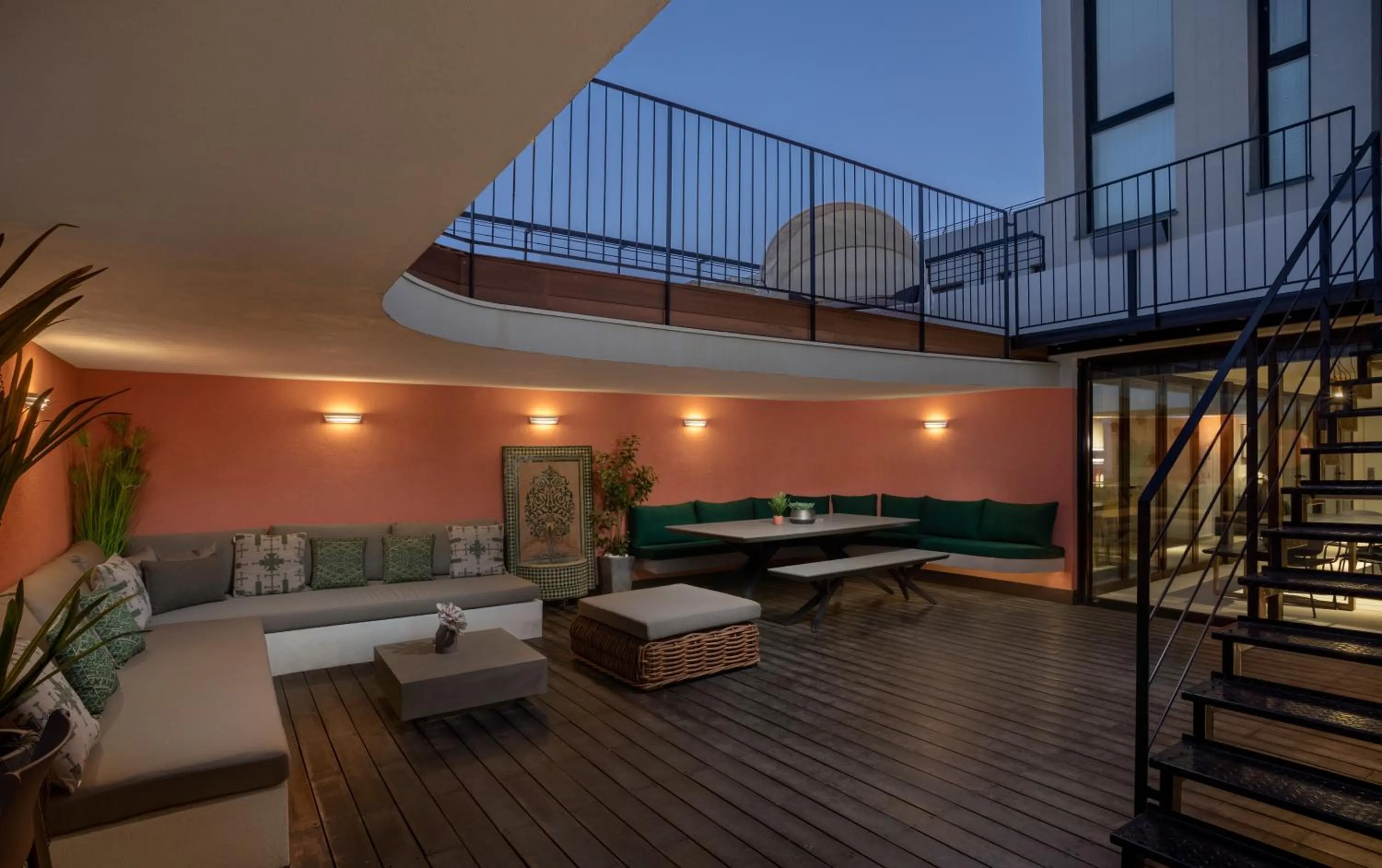 Balcony/Terrace in Penthouse 3BR near Rothschild bd by HolyGuest