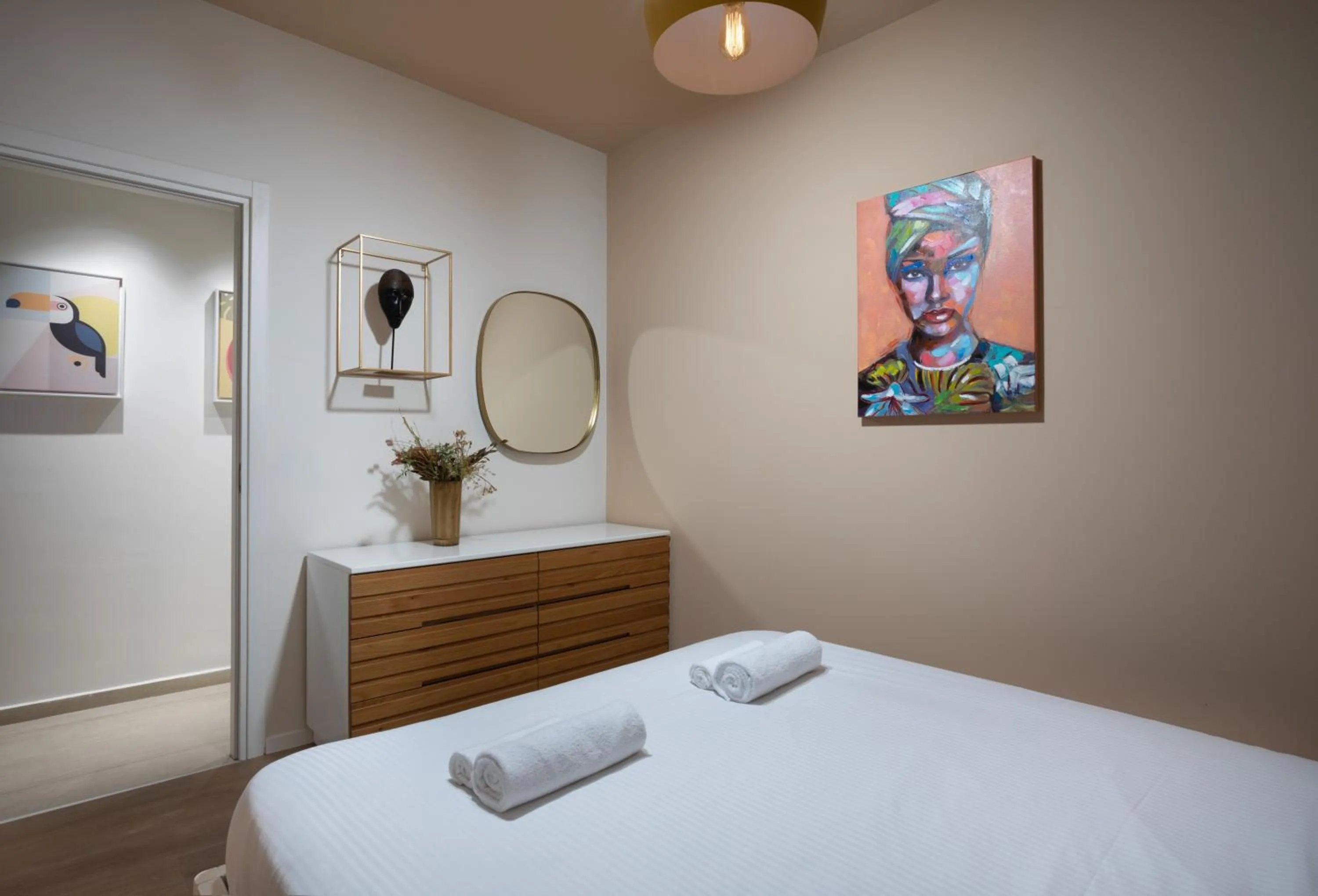 Bed in Penthouse 3BR near Rothschild bd by HolyGuest