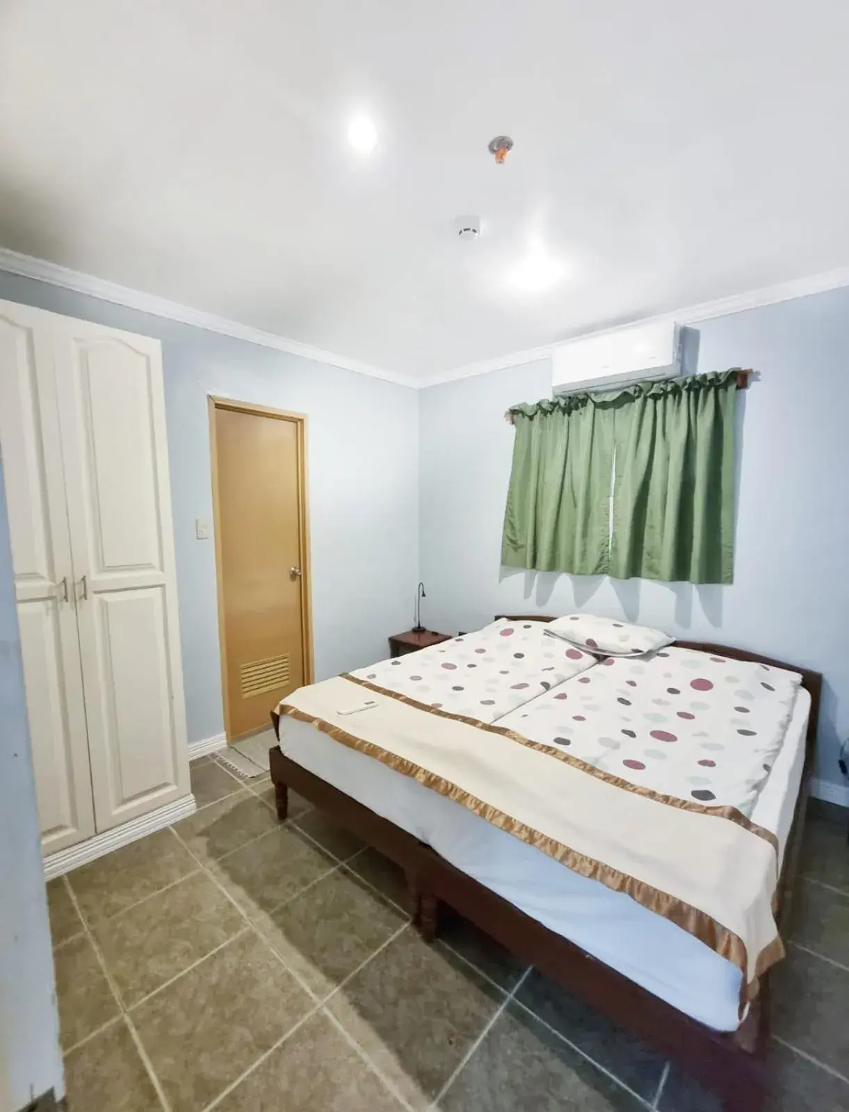 Bedroom, Bed in Nirvana Beach Resort Bedroom, Bed in Nirvana Beach Resort