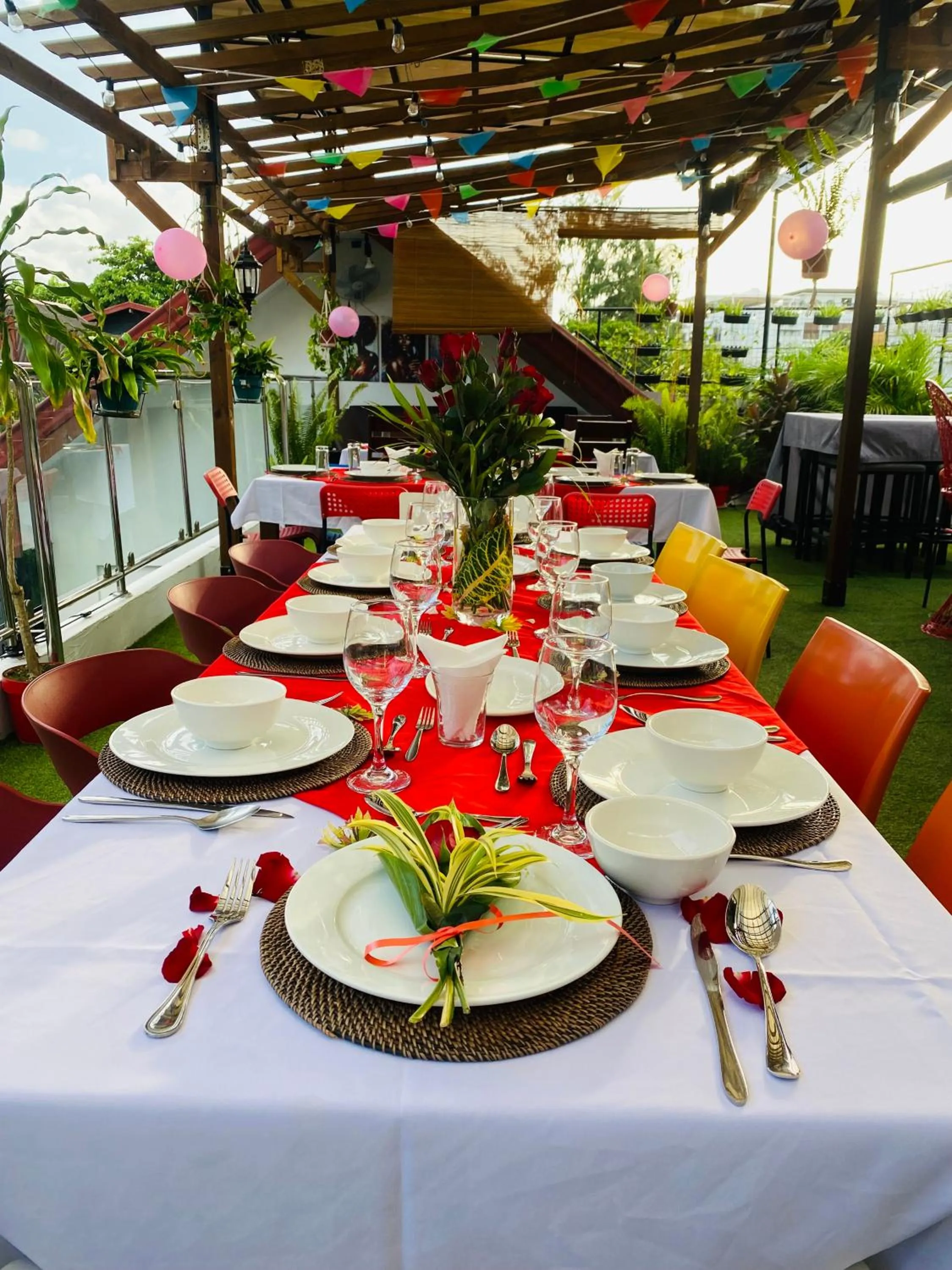 Restaurant/places to eat in Nirvana Beach Resort