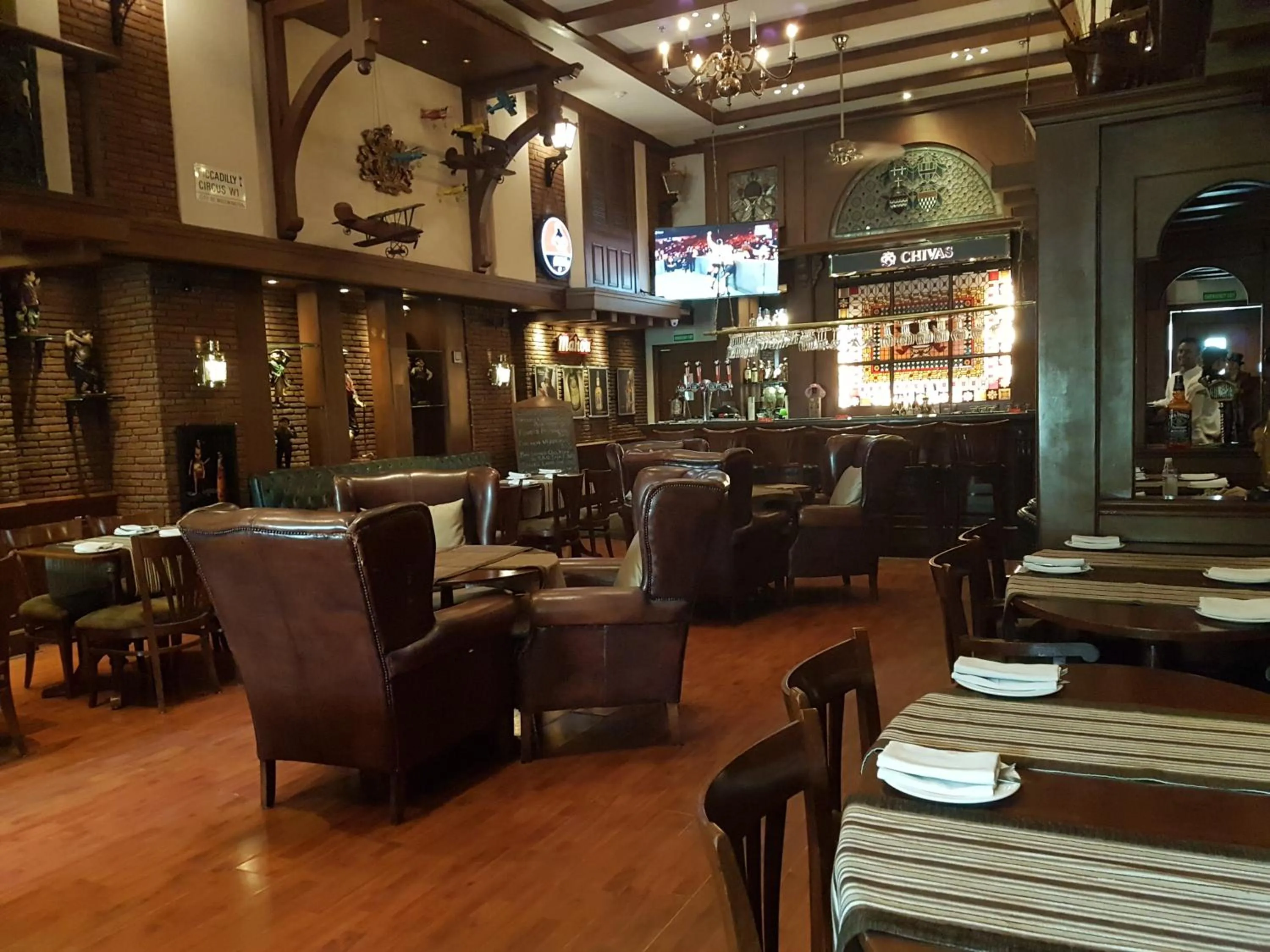 Lounge or bar in The Palms Town & Country Club - Resort