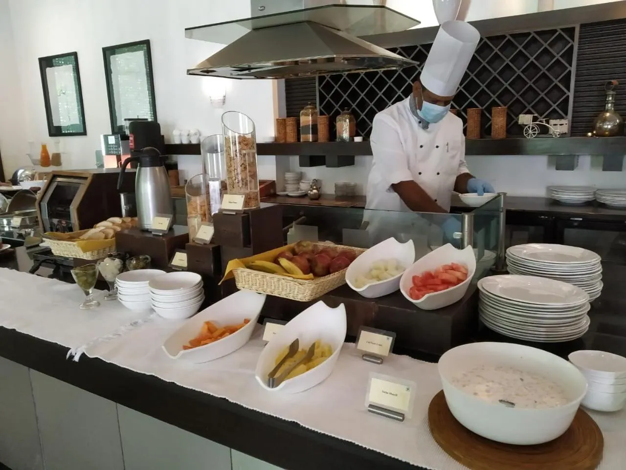 Breakfast in The Palms Town & Country Club - Resort