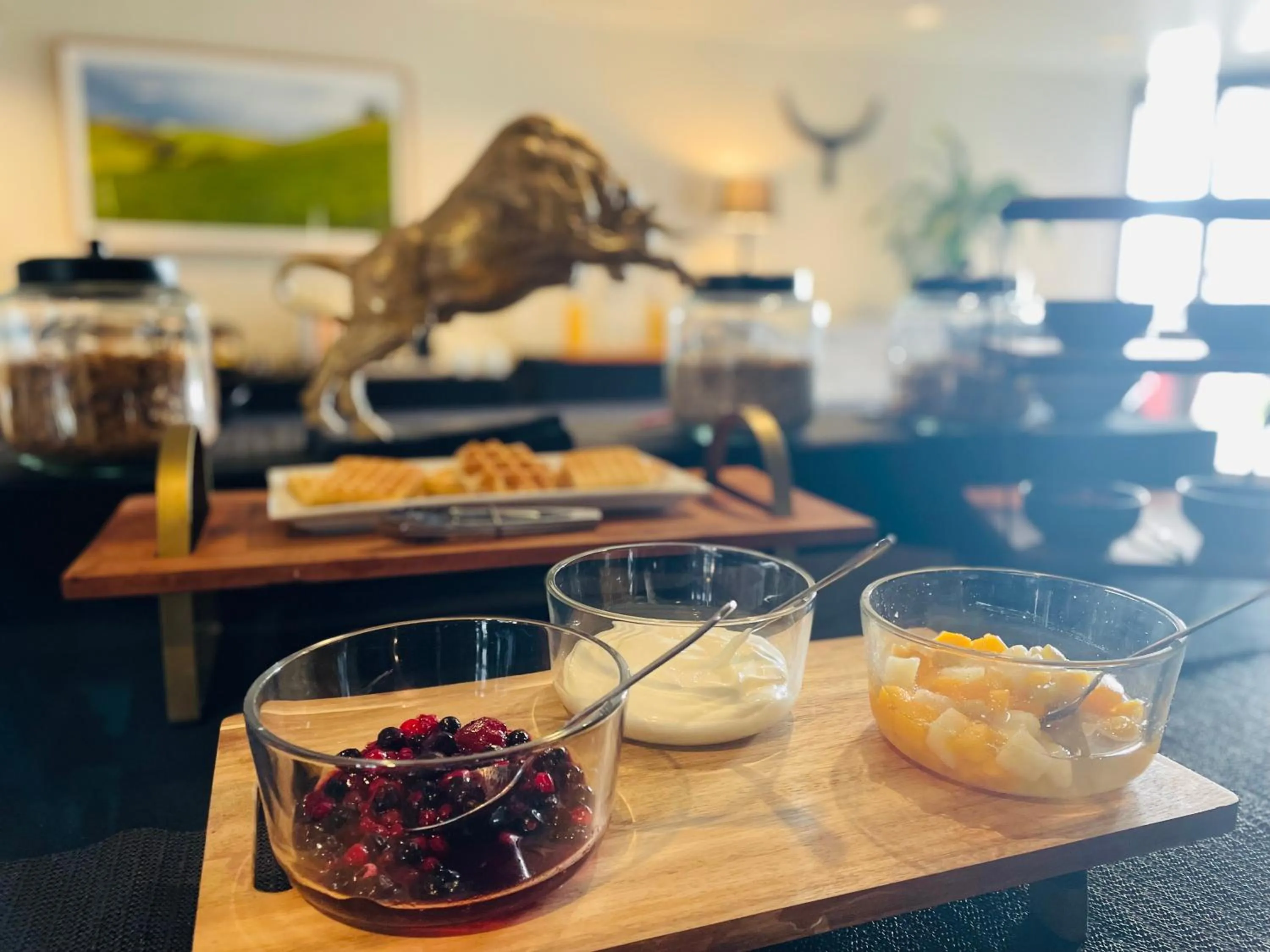 Breakfast in The Black Bull Motel