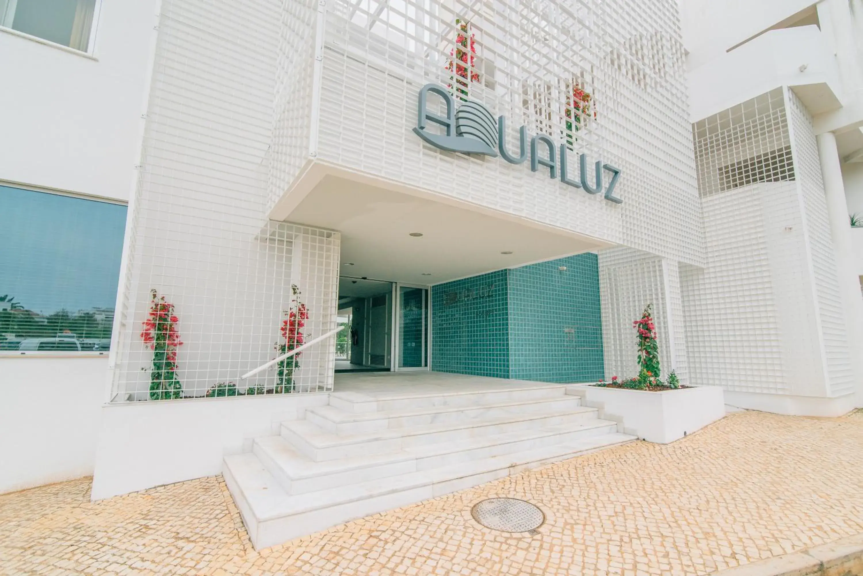 Facade/entrance in Aqualuz Lagos by The Editory Facade/entrance in Aqualuz Lagos by The Editory