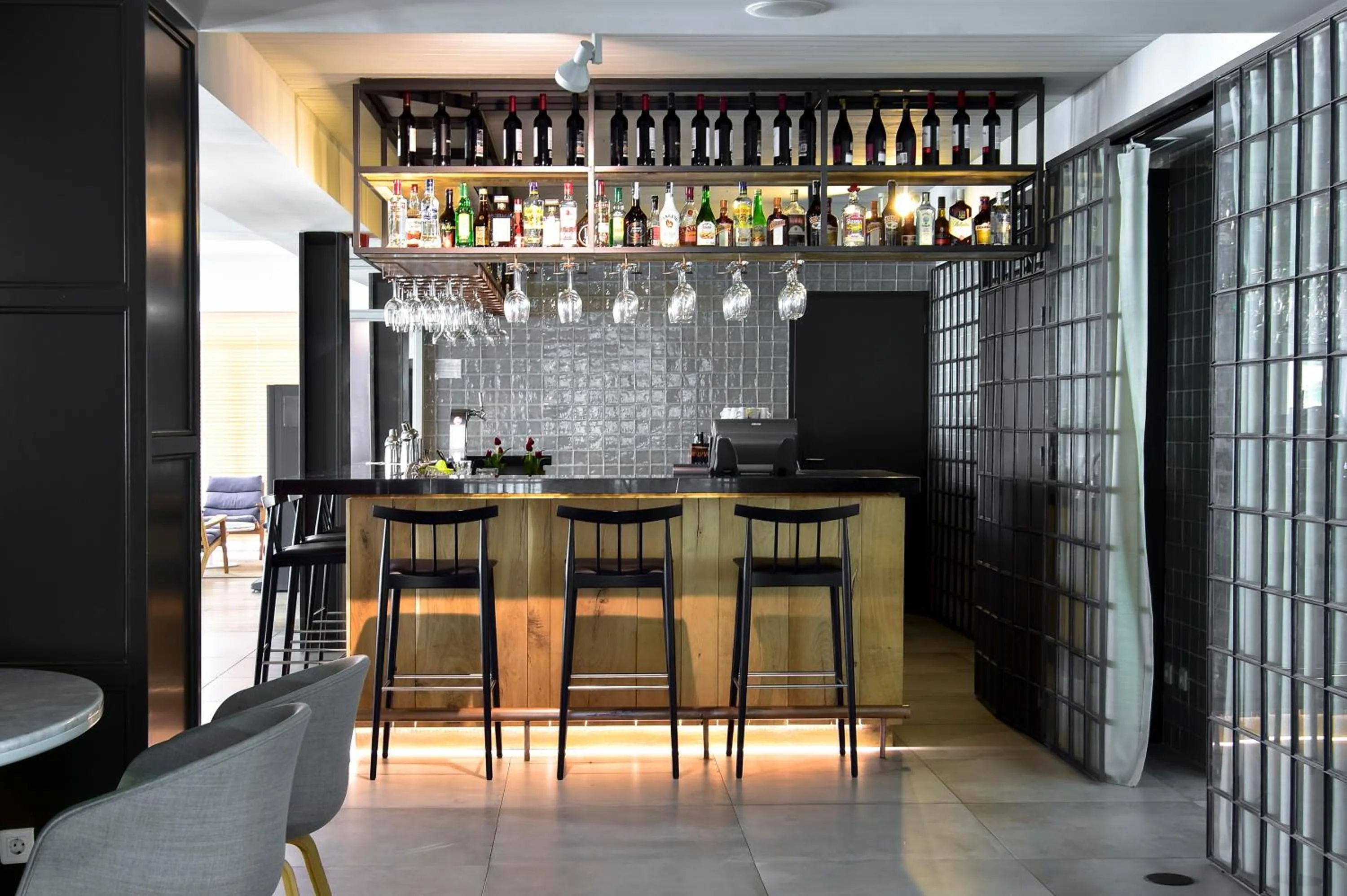 Lobby or reception in Aqualuz Lagos by The Editory