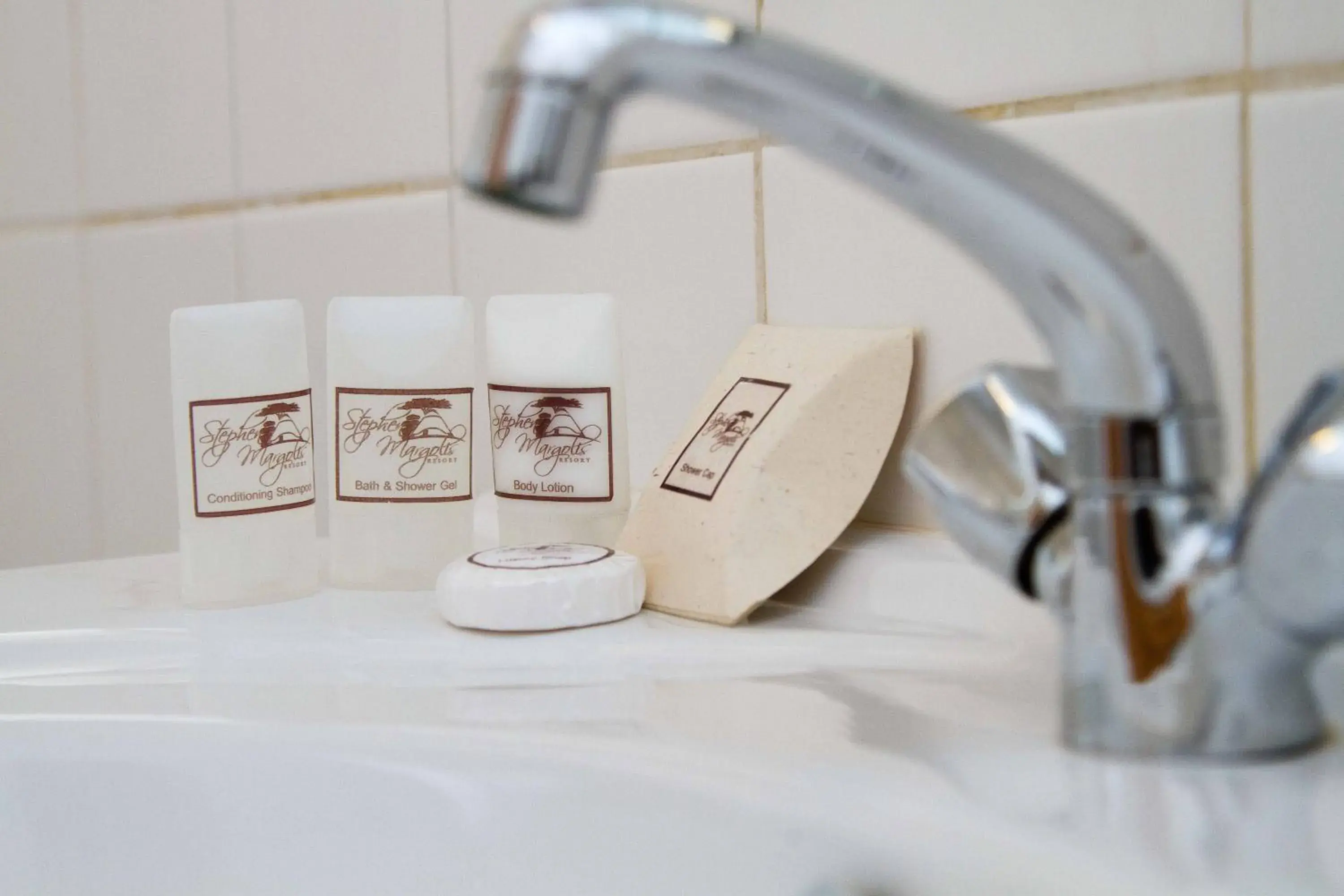 Bathroom in Stephen Margolis Resort Bathroom in Stephen Margolis Resort