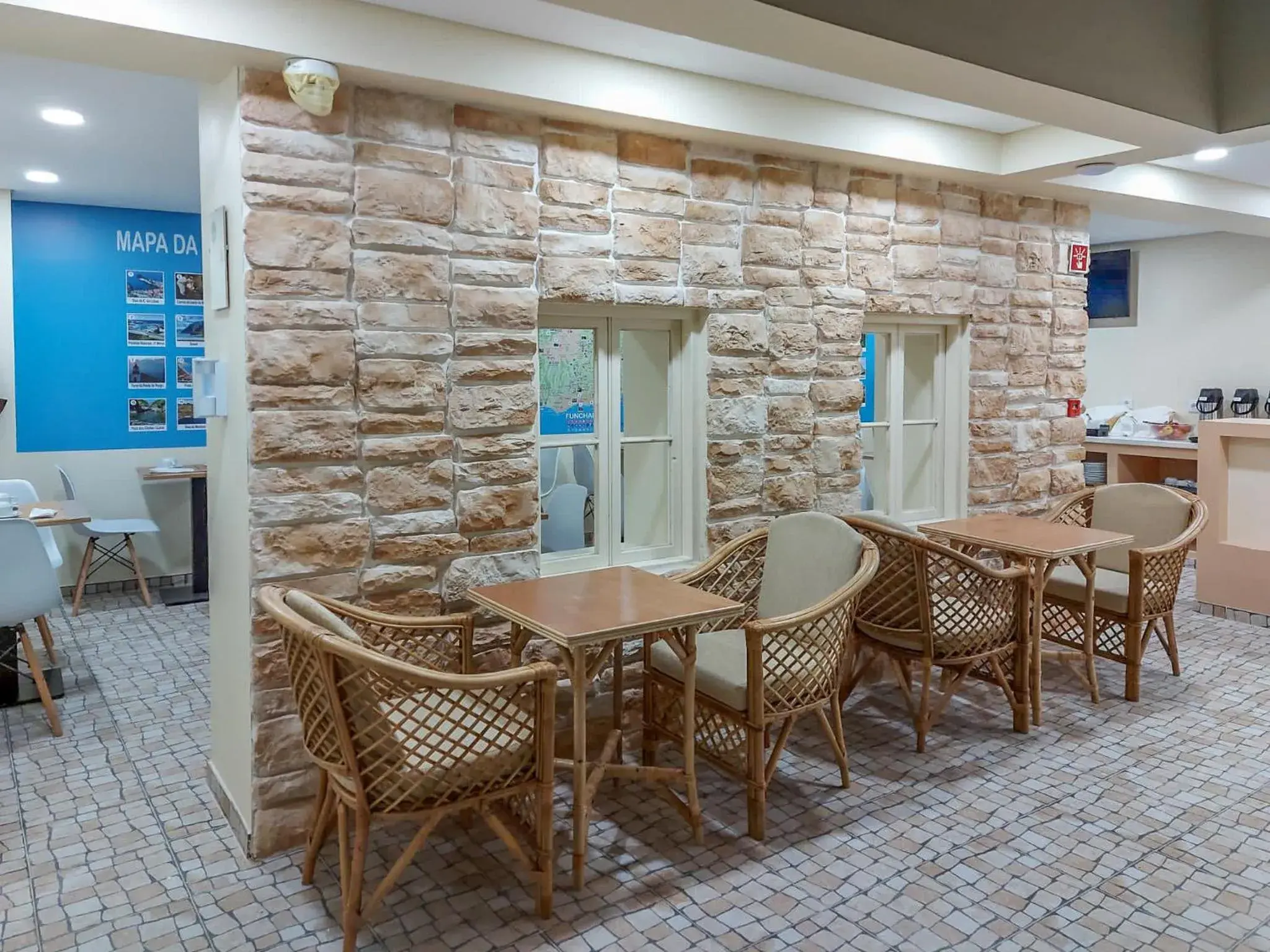 Lounge or bar in Zarco B&B Bed & Breakfast Lounge or bar in Zarco B&B Bed & Breakfast