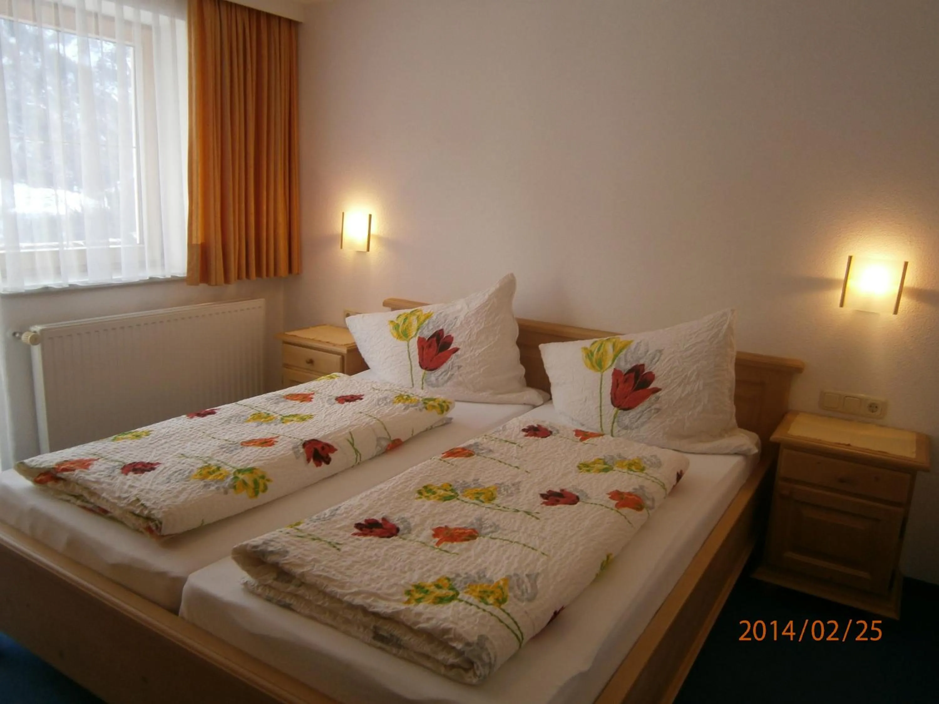 Bedroom, Bed in Alpenview Lechtal