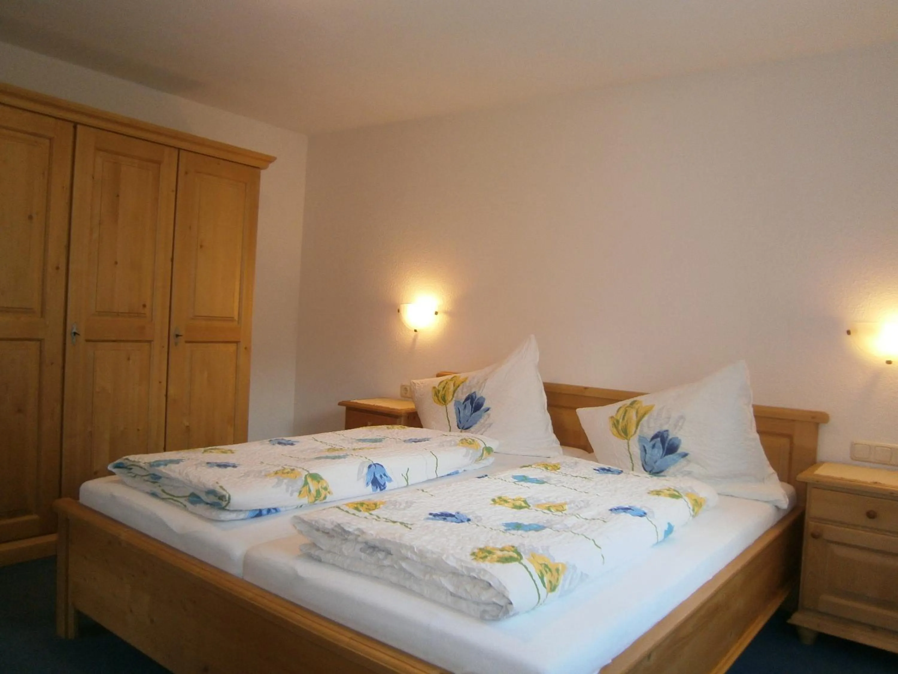 Bedroom, Bed in Alpenview Lechtal