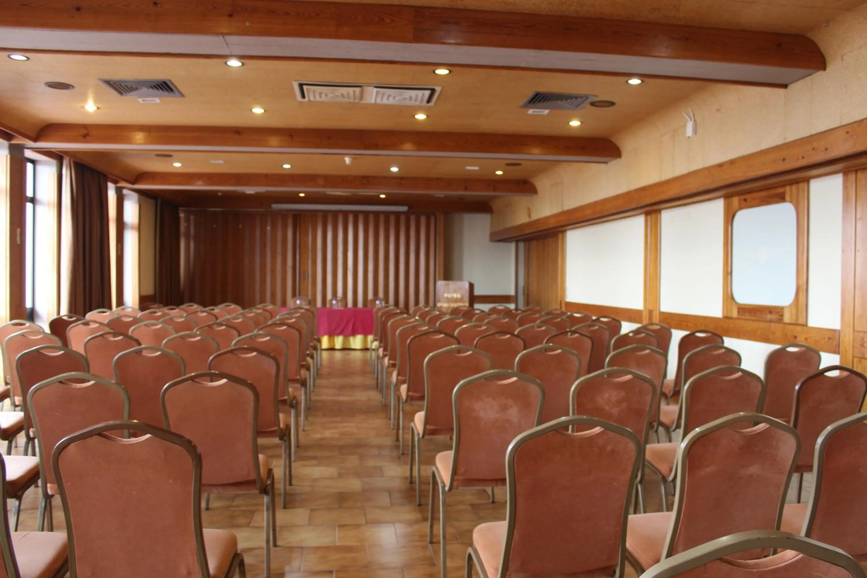 Business facilities in Hotel Senhora do Castelo