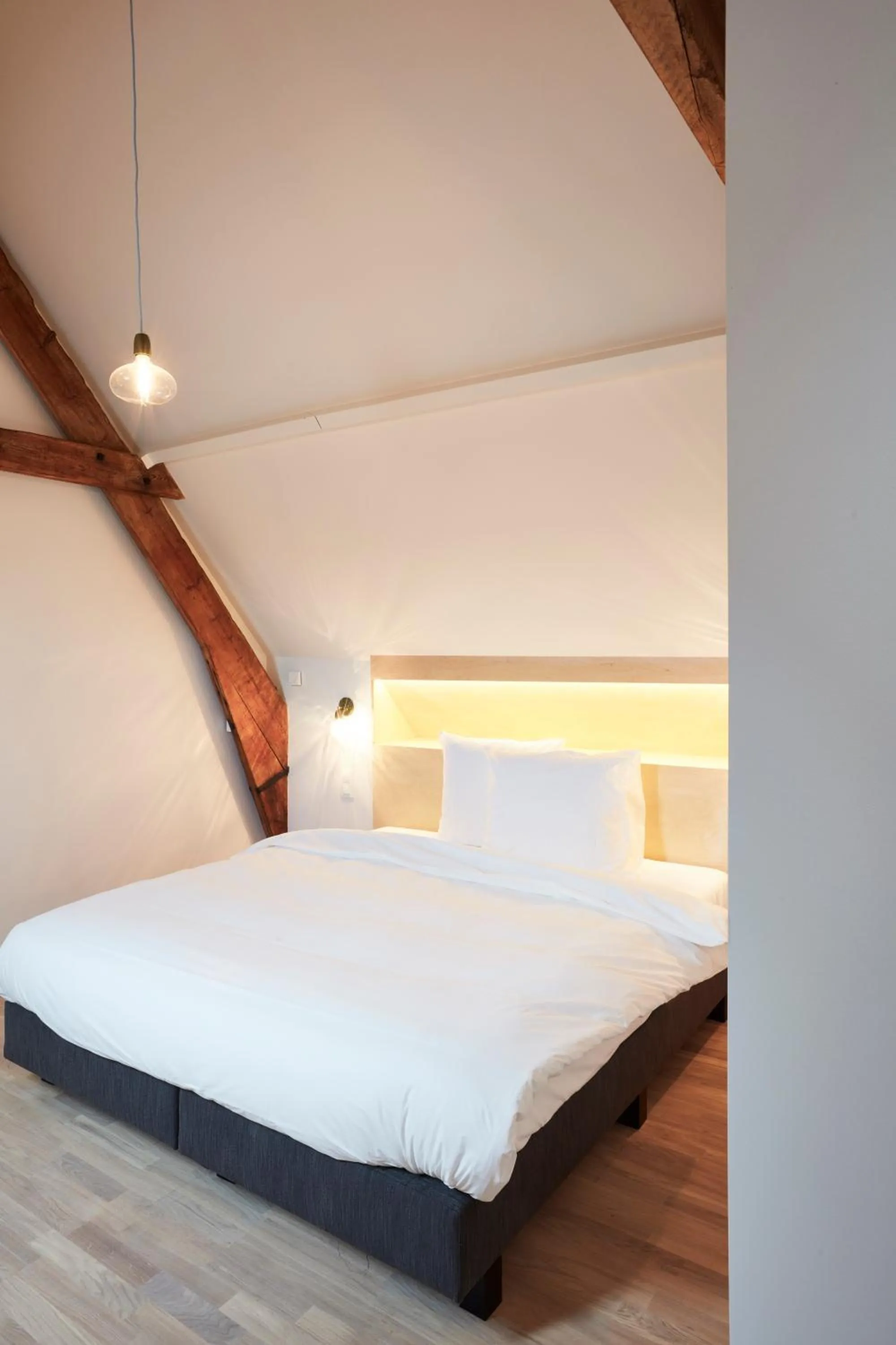 Bed in B&B De Deugdzonde