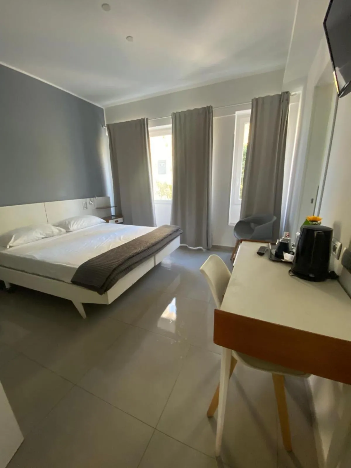 Bed in Golden Beach Residence