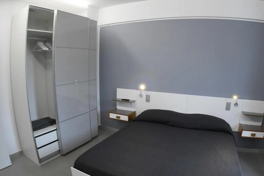 Bed in Golden Beach Residence