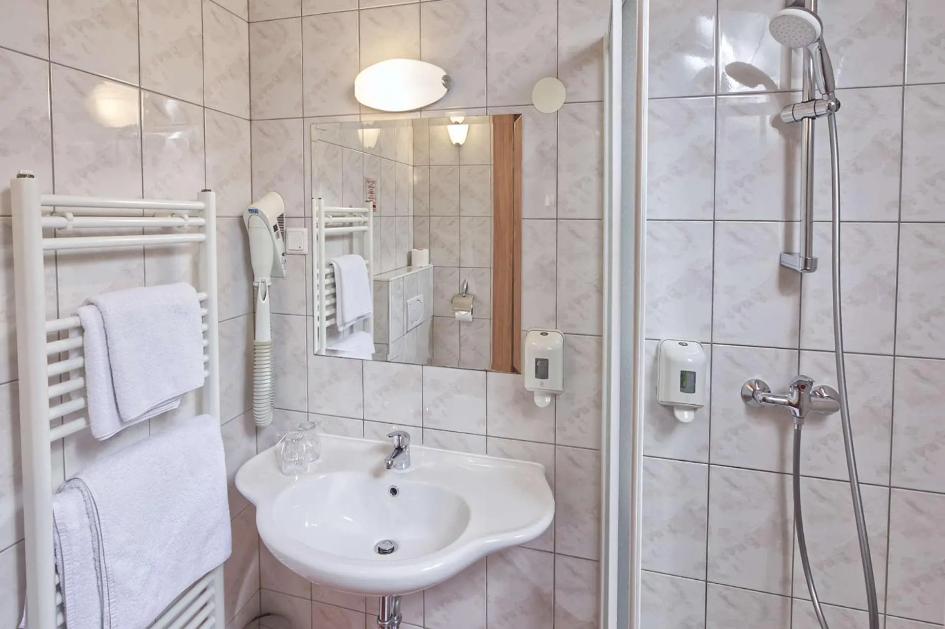 Bathroom in Hotel Creina