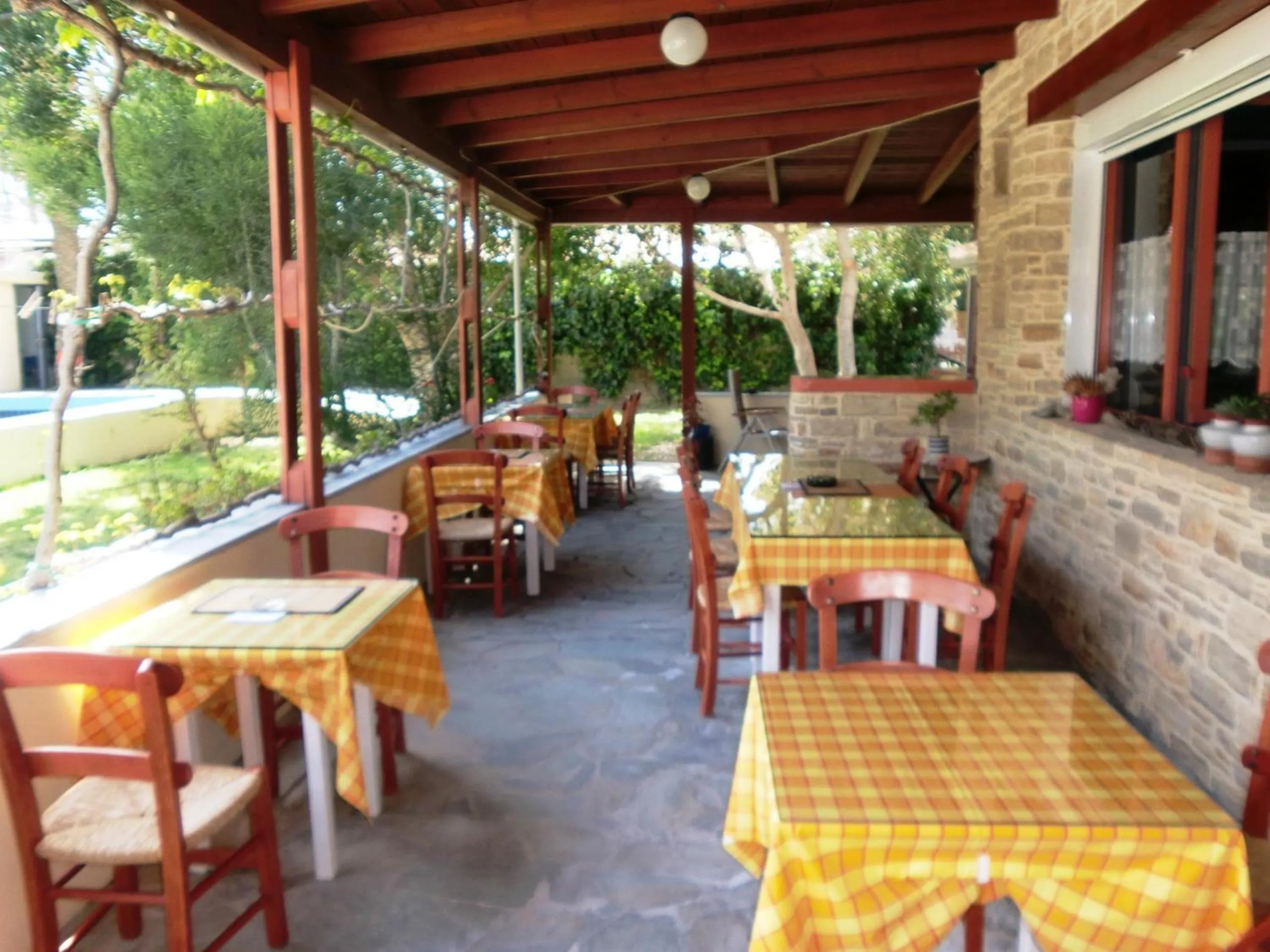 Restaurant/places to eat in Hotel Neos Matala