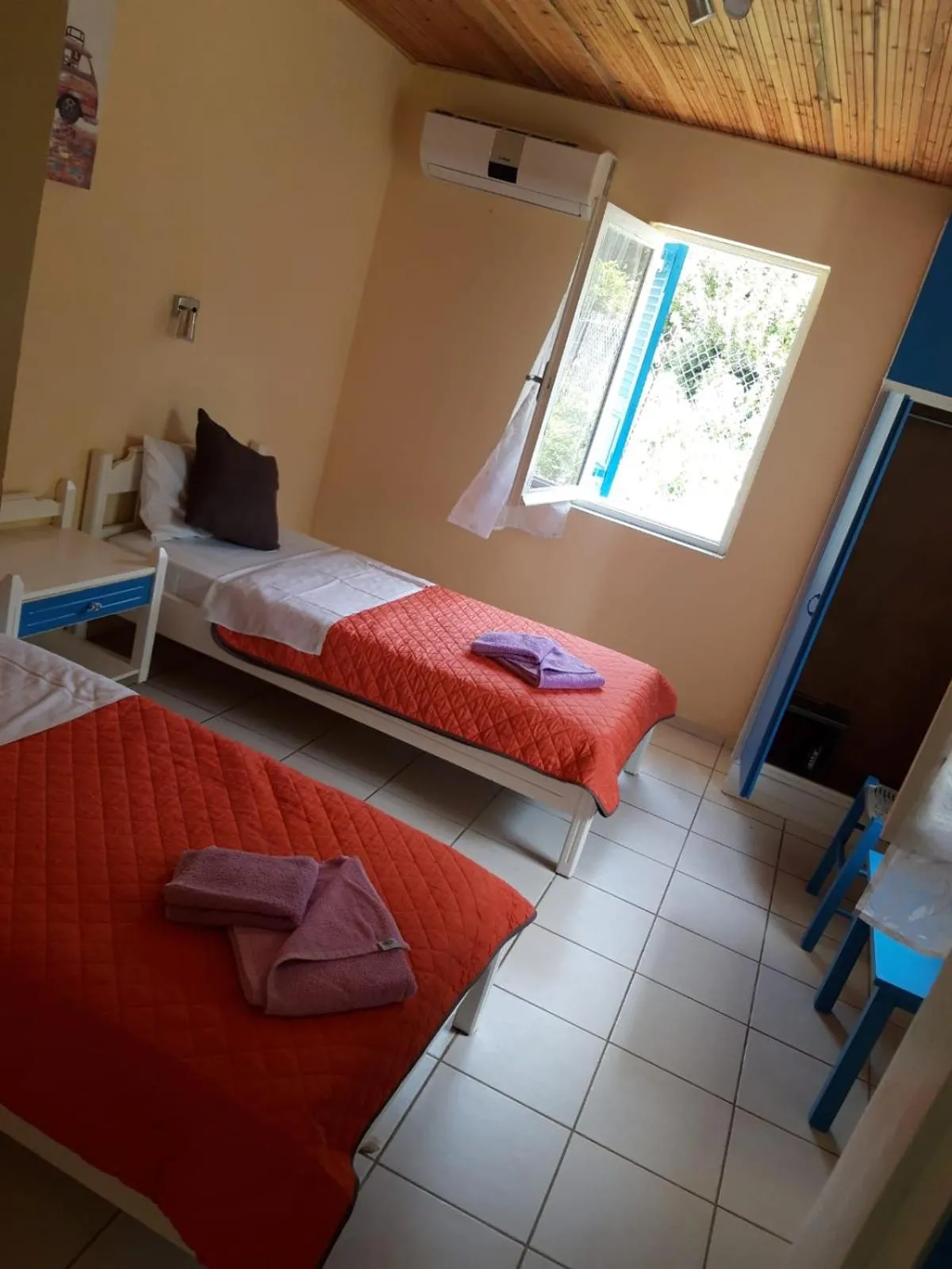 Bedroom, Bed in Hotel Neos Matala