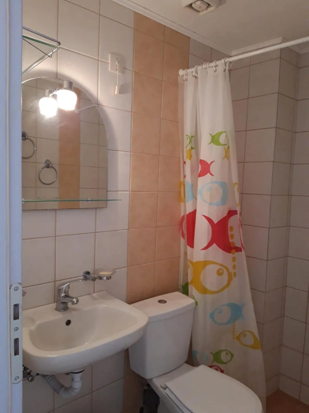 Shower in Hotel Neos Matala