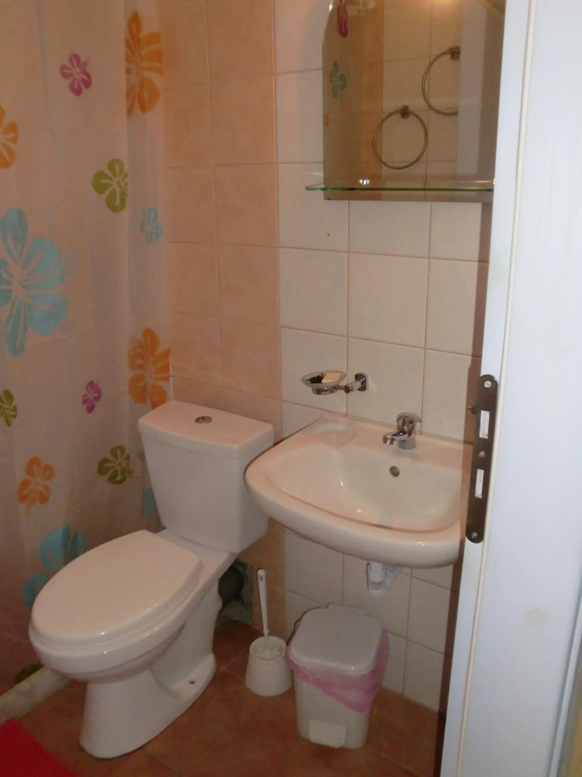 Bathroom in Hotel Neos Matala