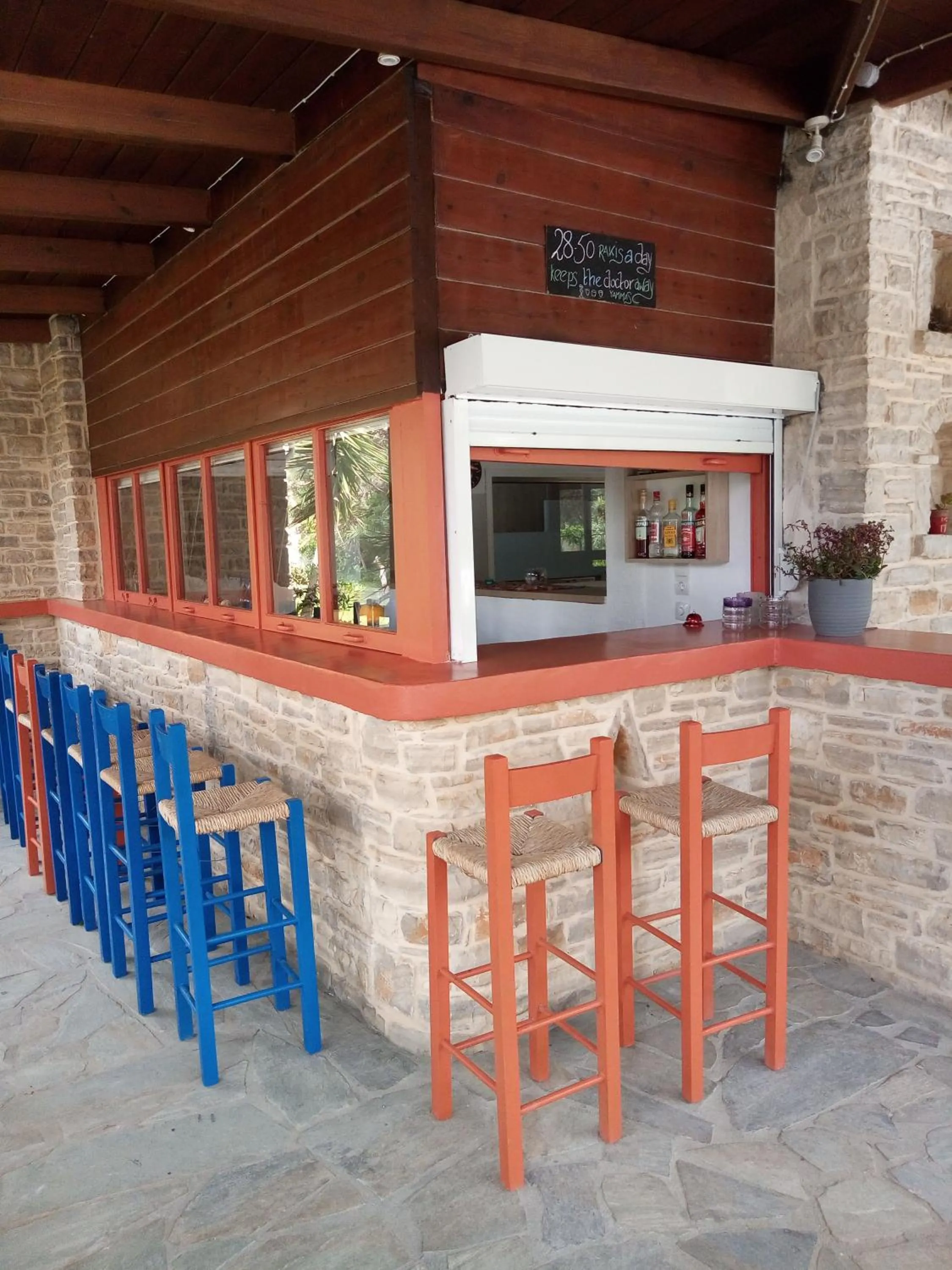Lounge or bar in Hotel Neos Matala
