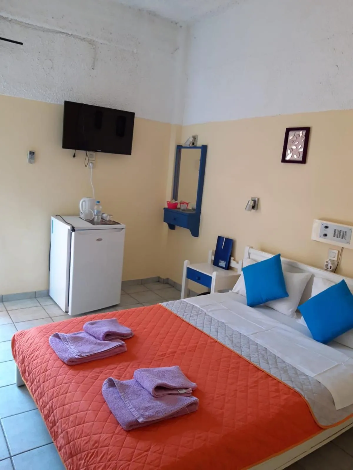Bed in Hotel Neos Matala