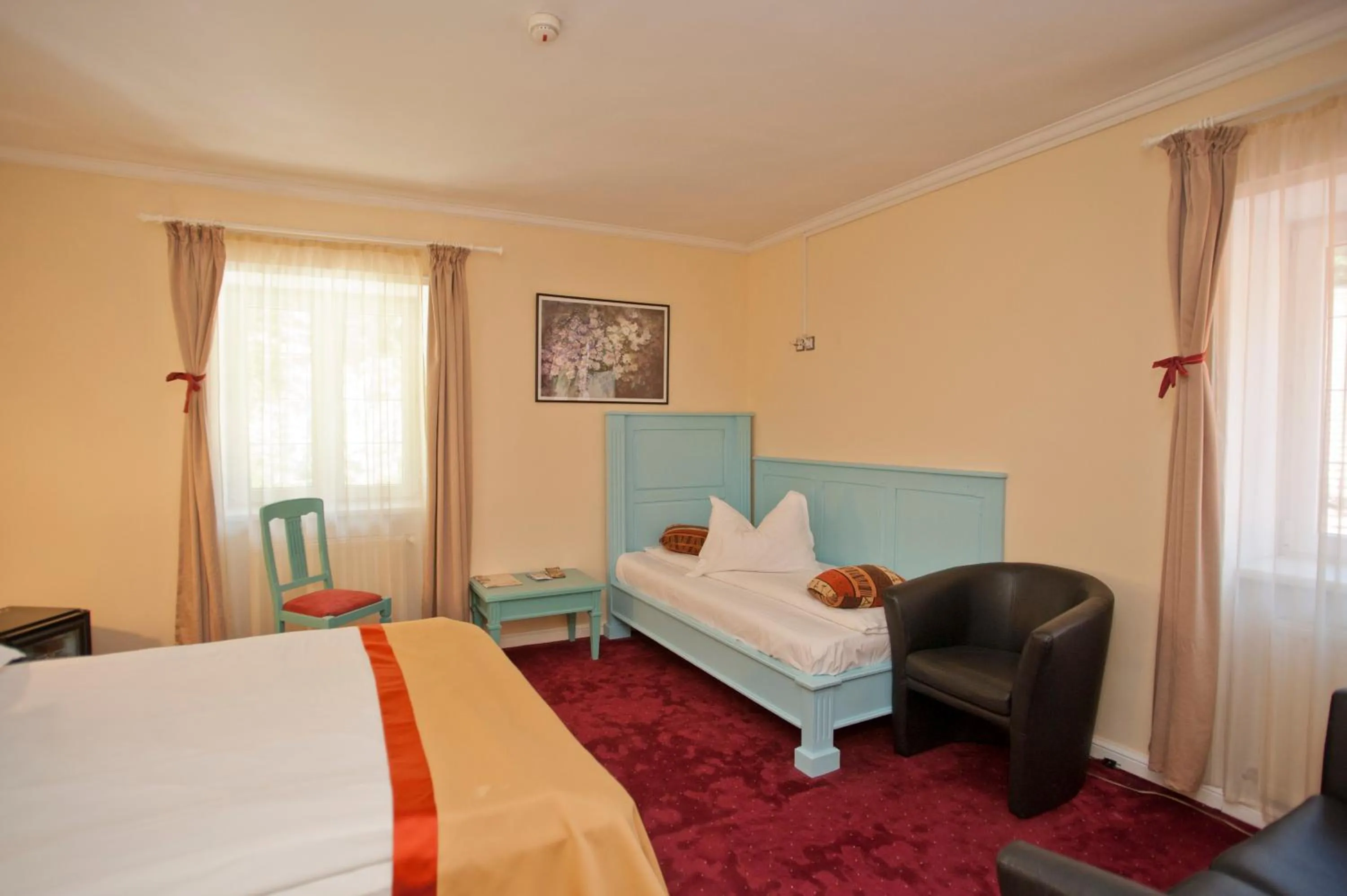 Photo of the whole room, Bed in Hotel Bastion