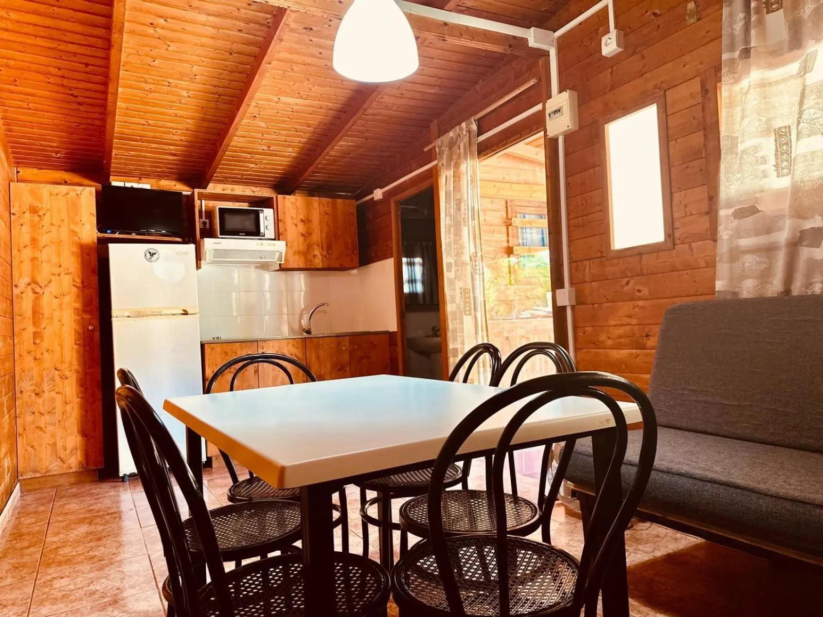 Camping Playa y Fiesta