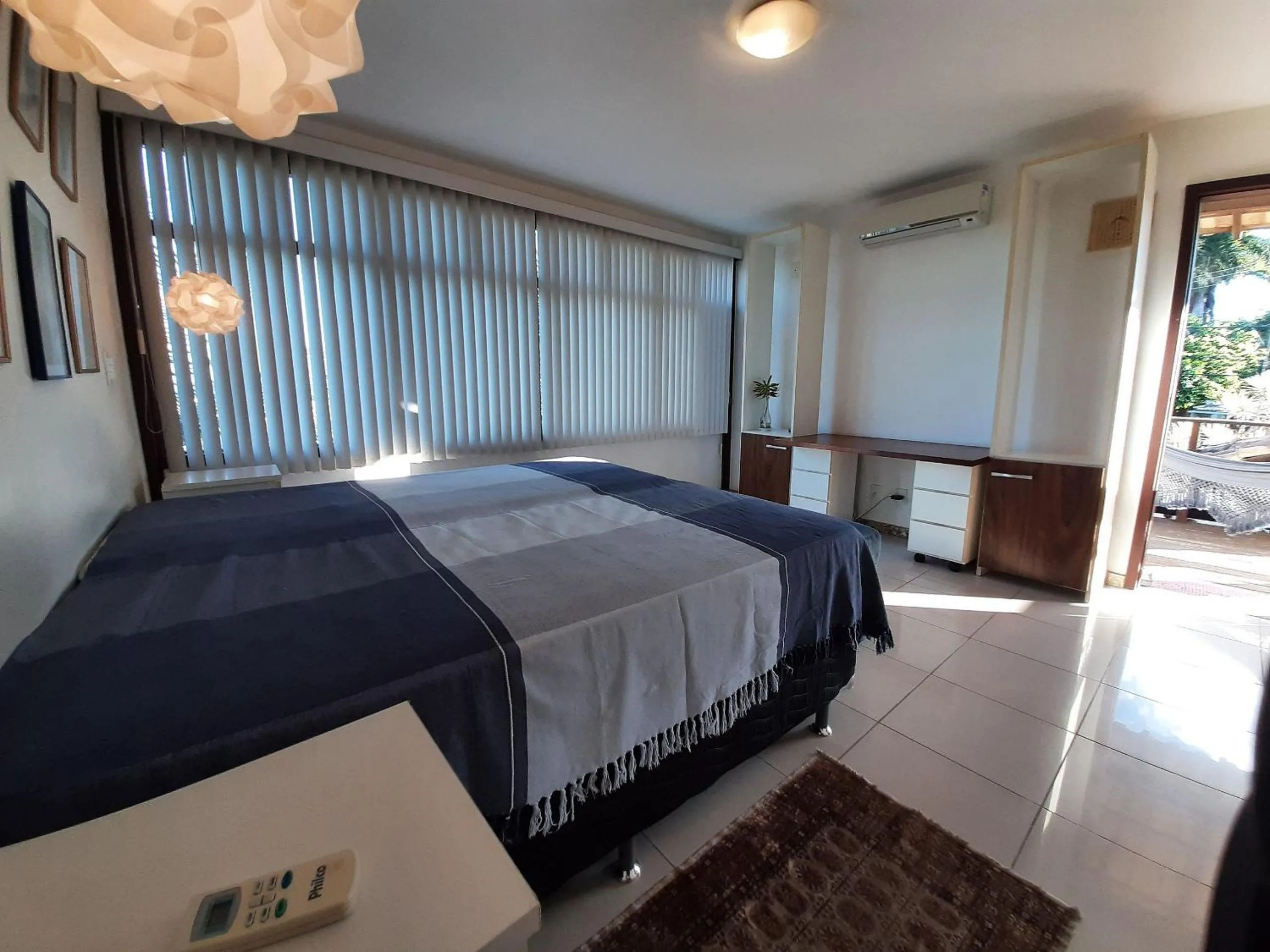 Photo of the whole room, Bed in Casa confortável Vista Mar e Piscina em Taperapuan