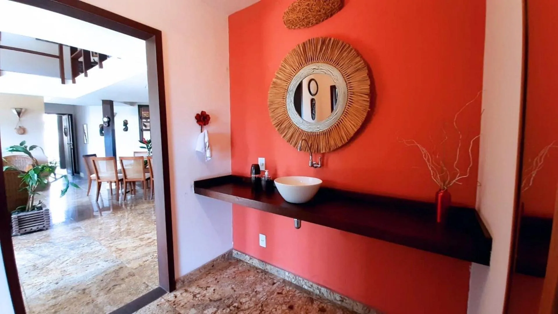 Bathroom in Casa confortável Vista Mar e Piscina em Taperapuan