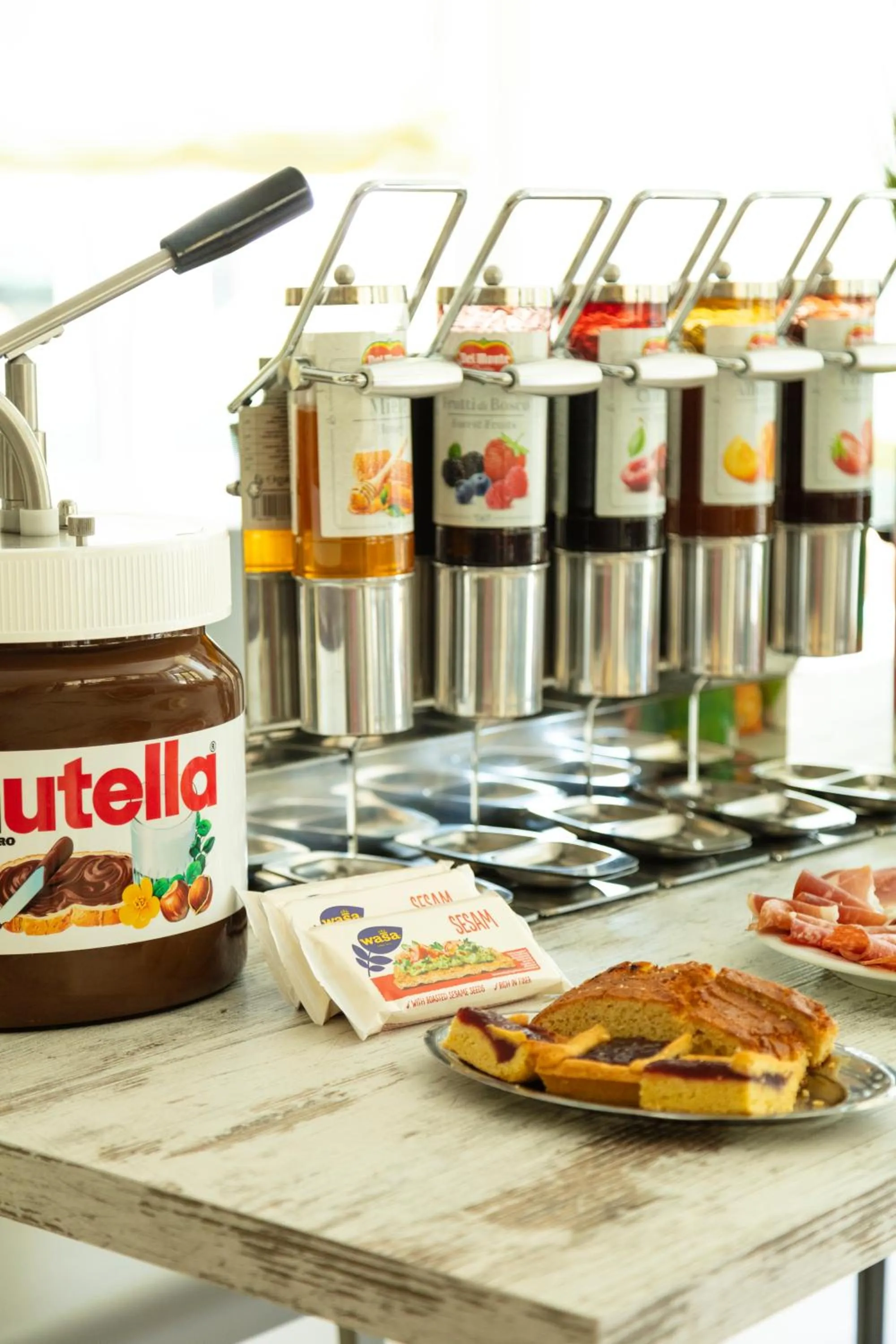 Breakfast in Hotel Bahamas