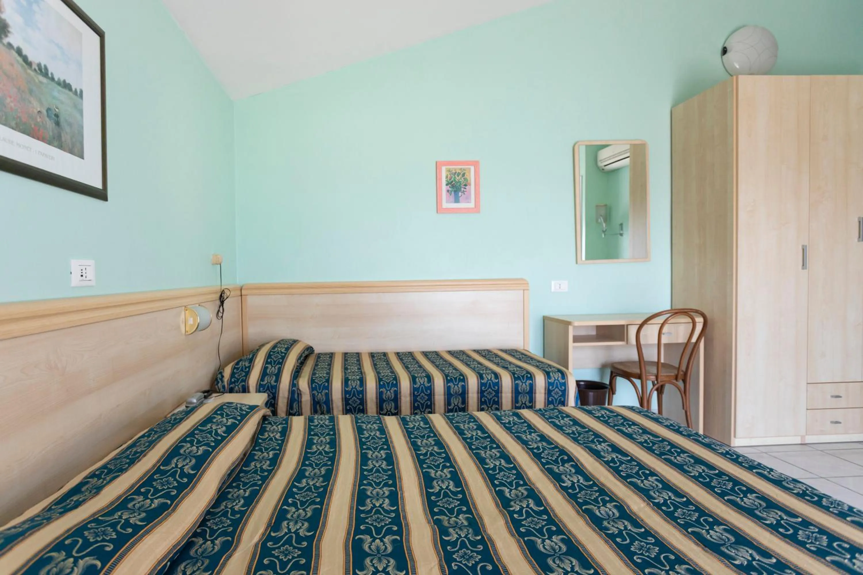 Bedroom, Bed in Hotel Bahamas