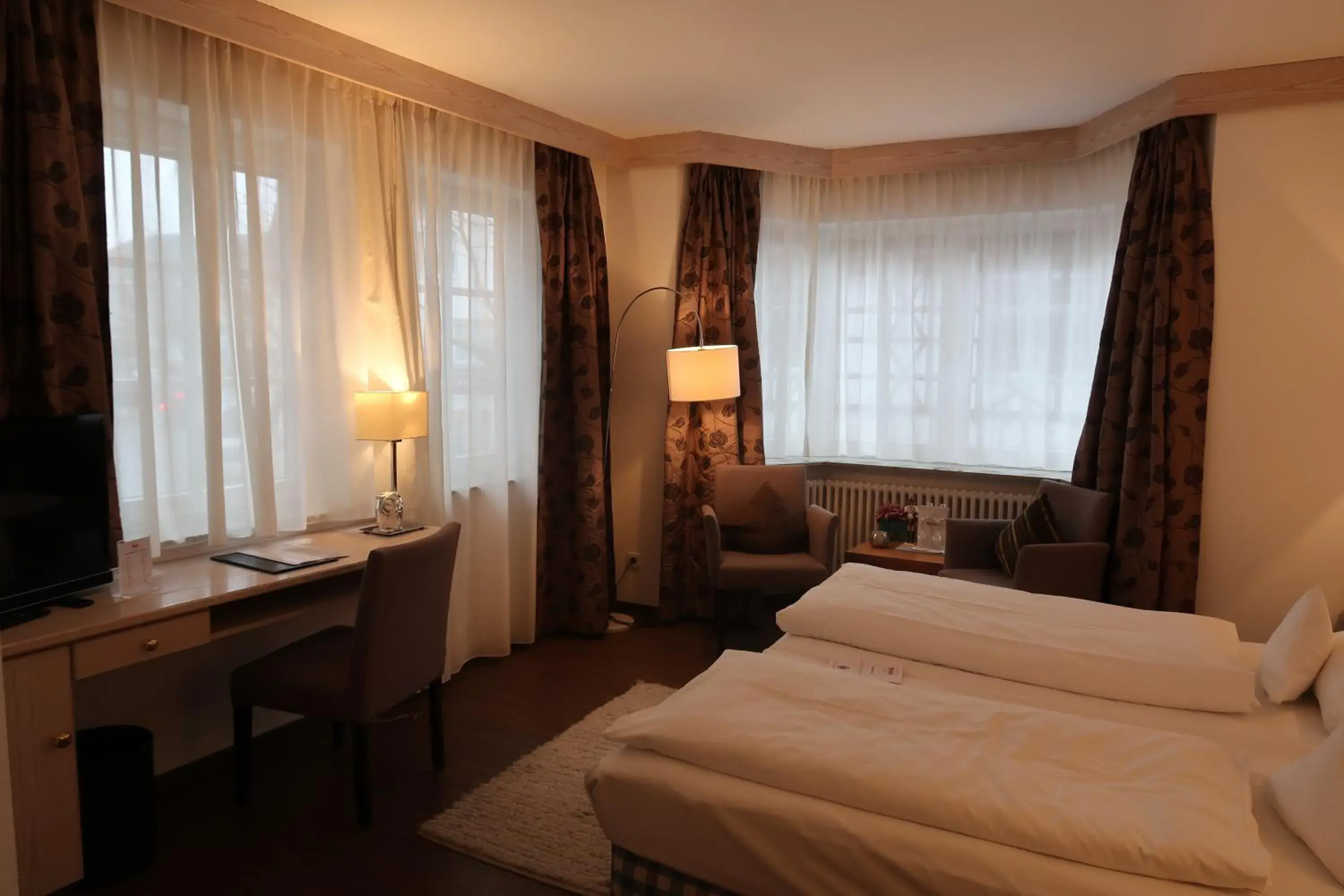 Hotel-Restaurant & Metzgerei Rößle Hotel-Restaurant & Metzgerei Rößle