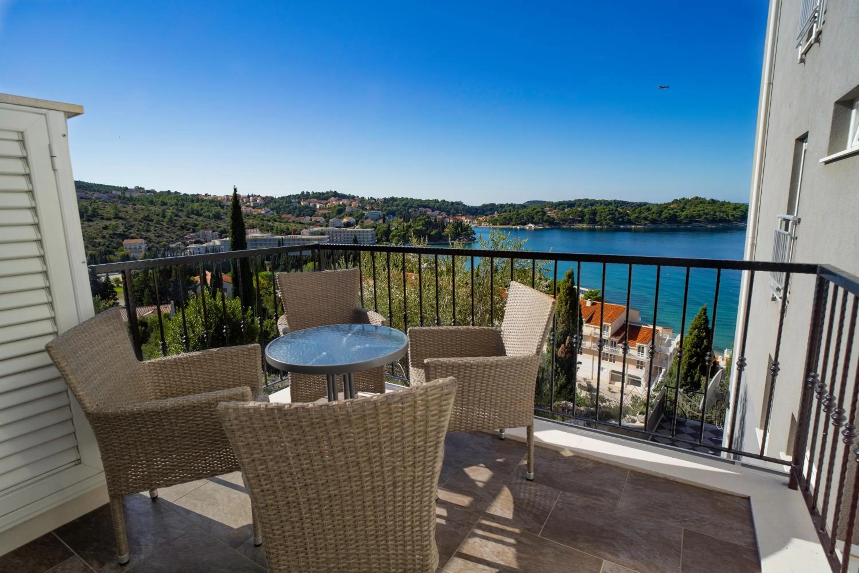 Day in Apartments Didan