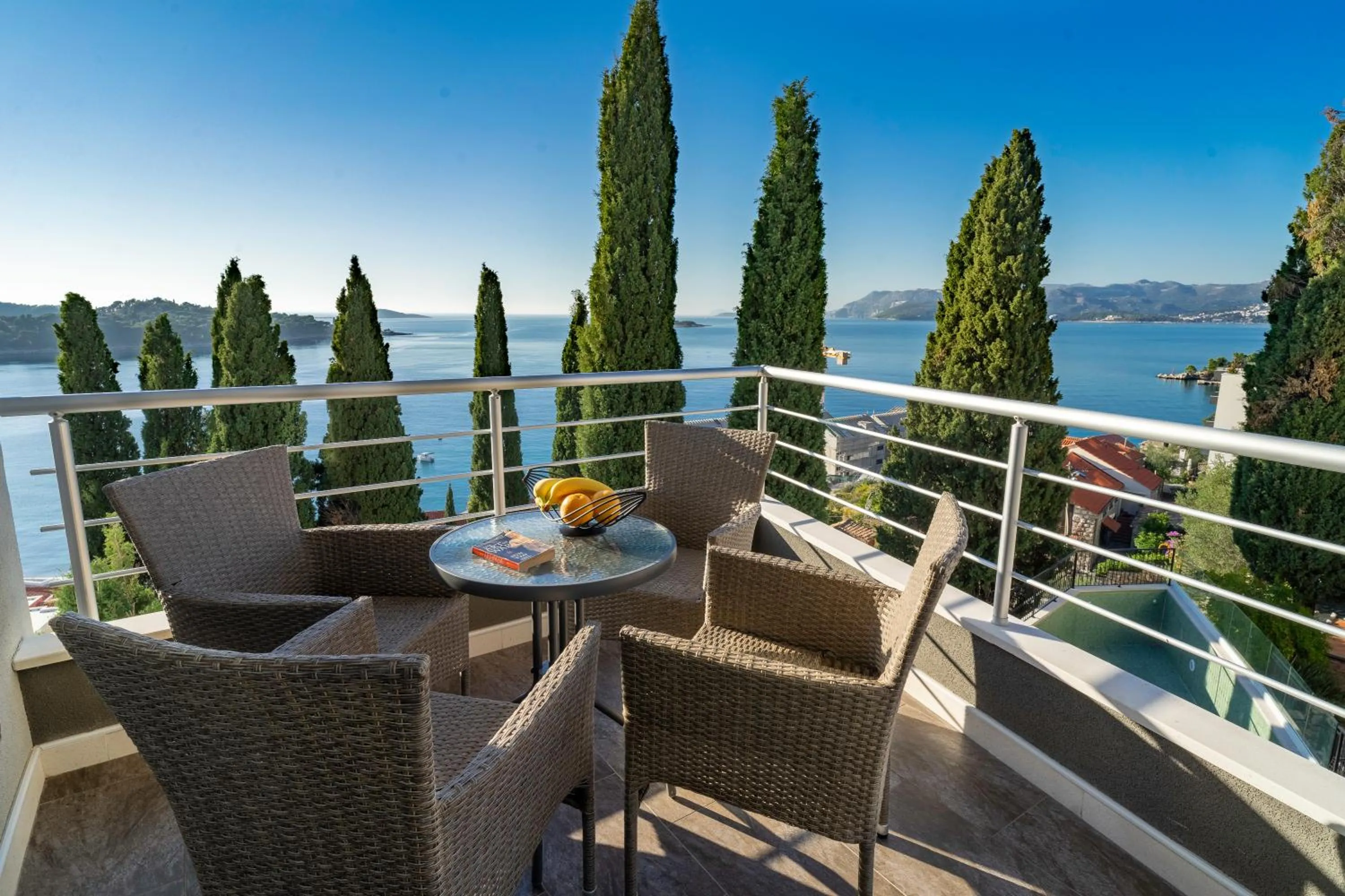 Day in Apartments Didan