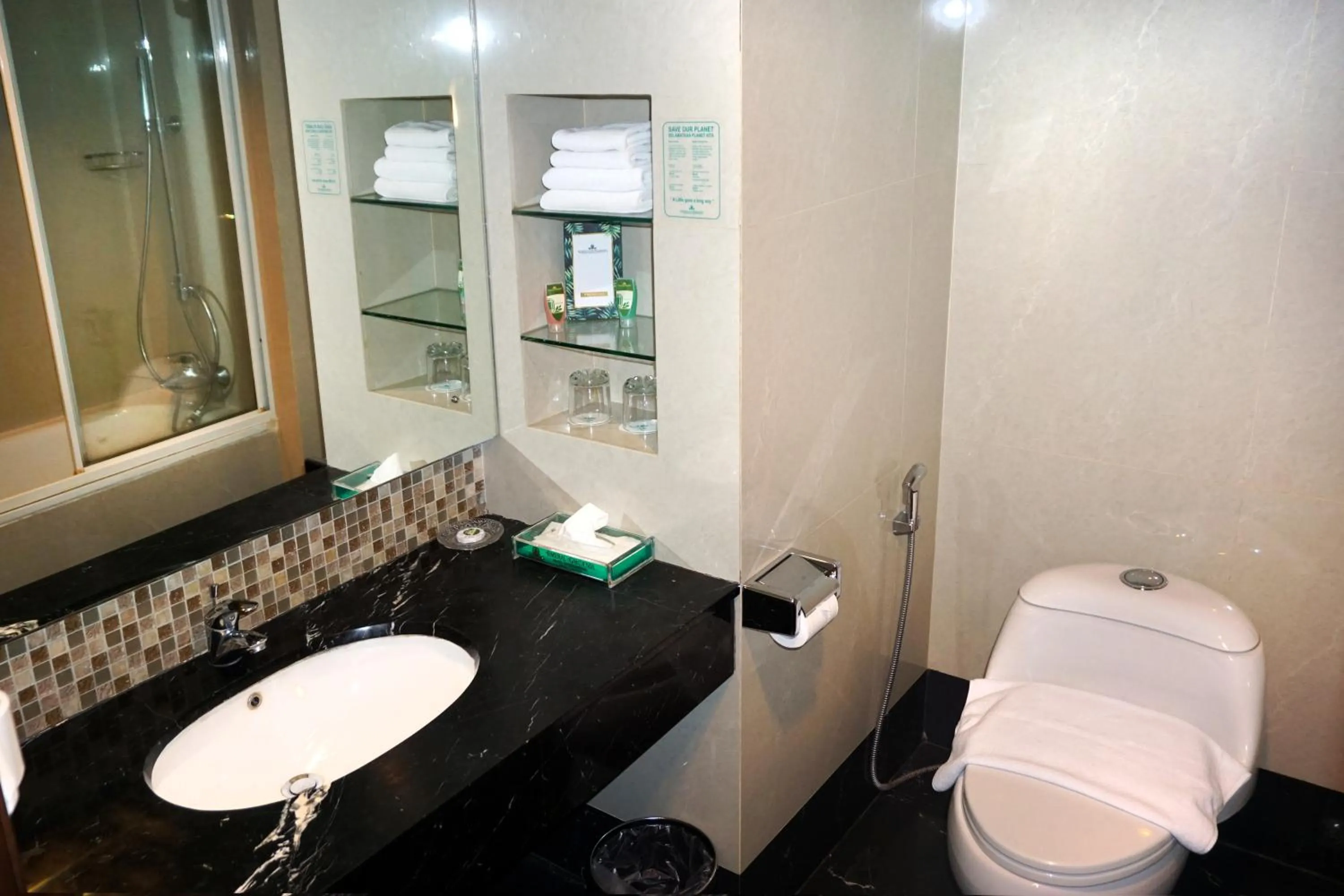 Emerald Garden International Hotel