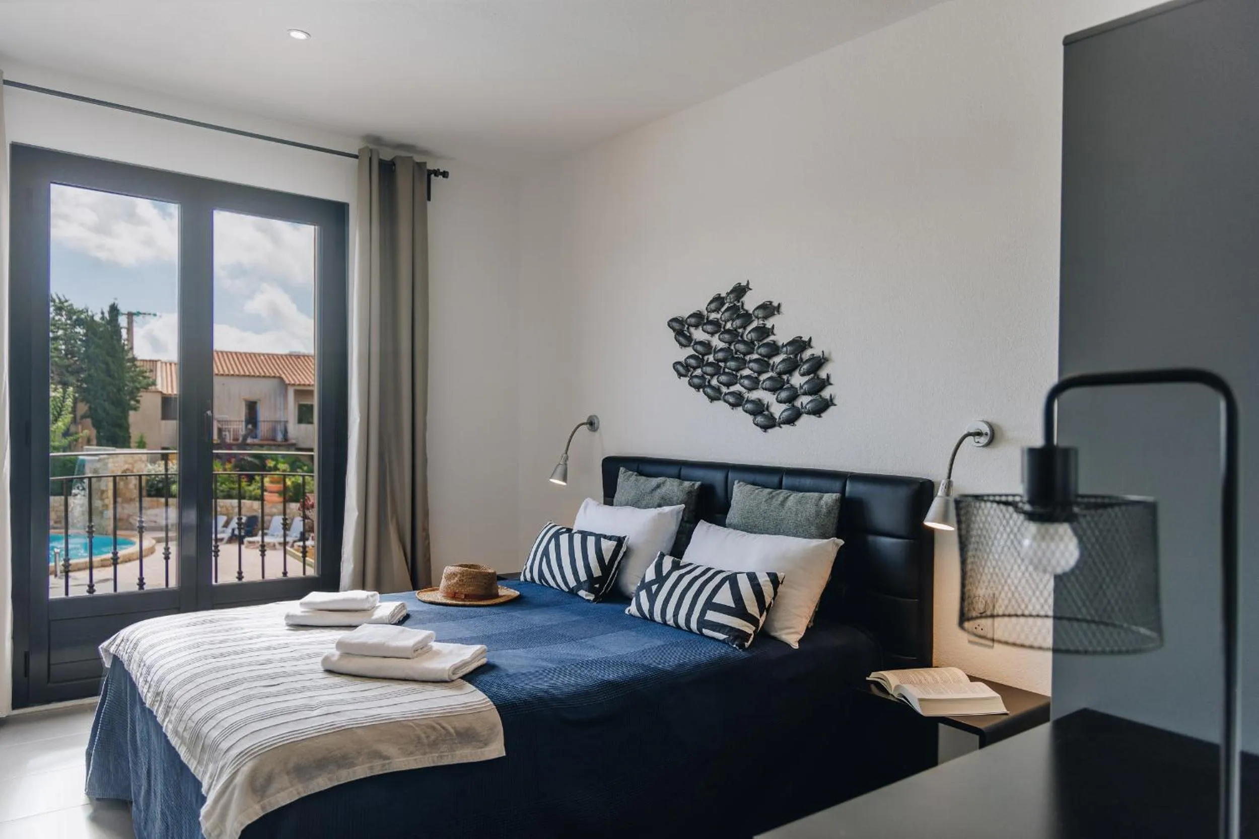 Bedroom, Bed in Hôtel et Résidence Benista