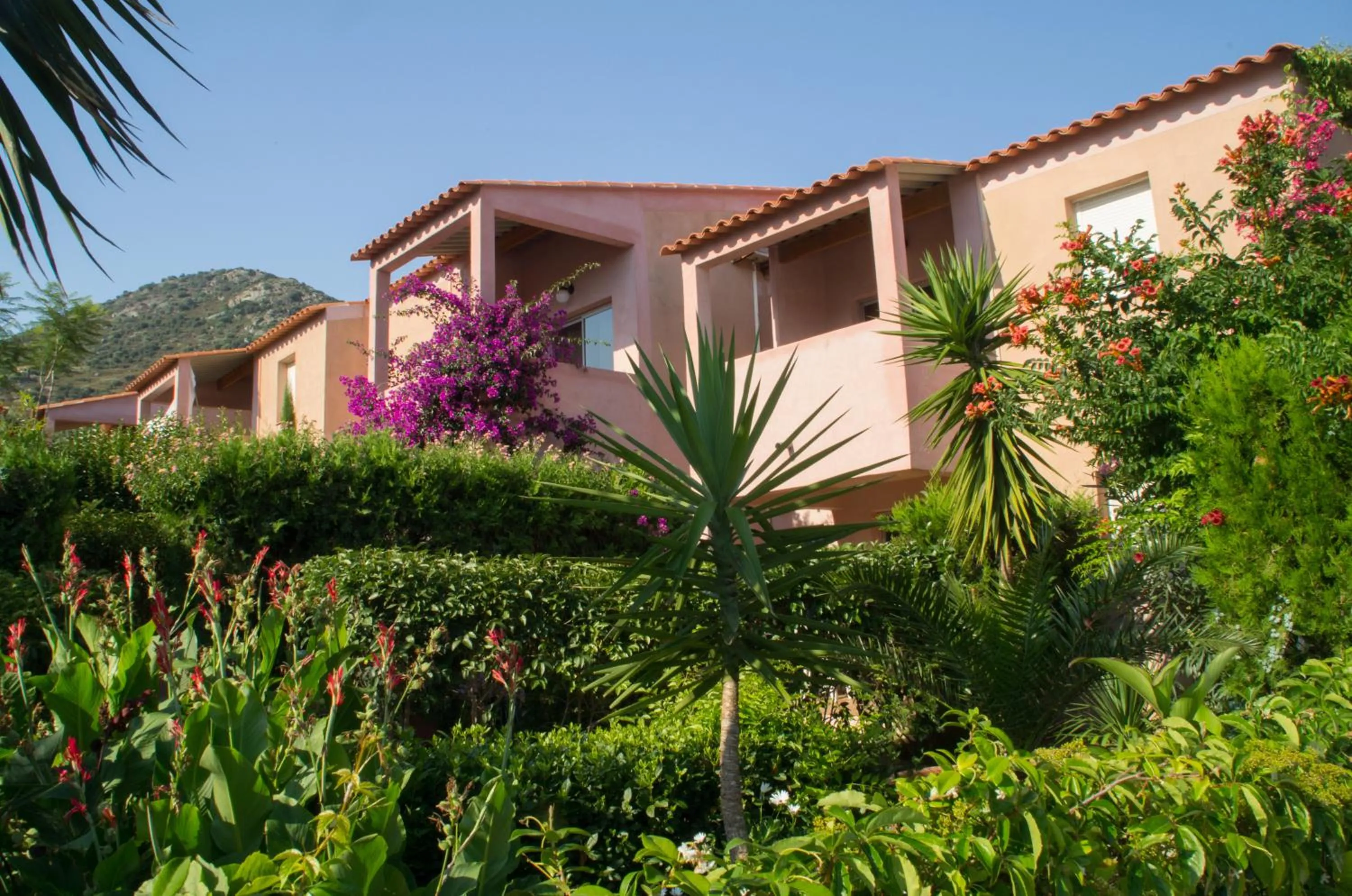 Property building in Hôtel et Résidence Benista