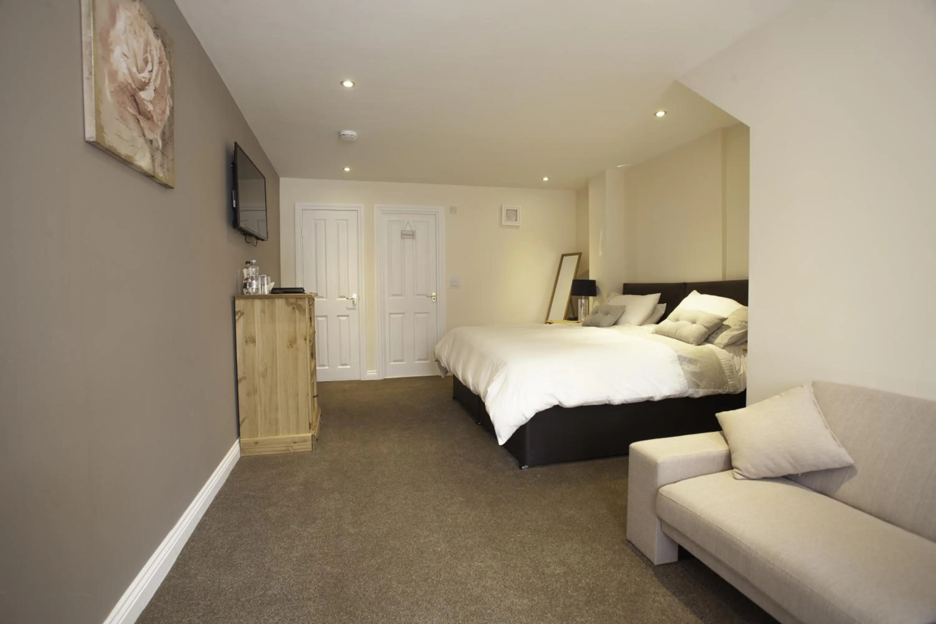 Coffee/tea facilities, Bed in The White Swan Inn