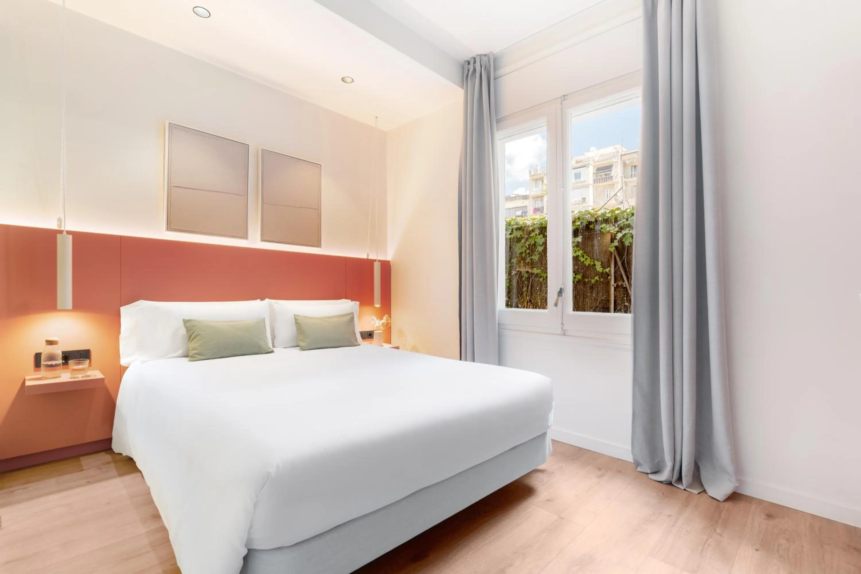 Bed in LeMar by Aspasios