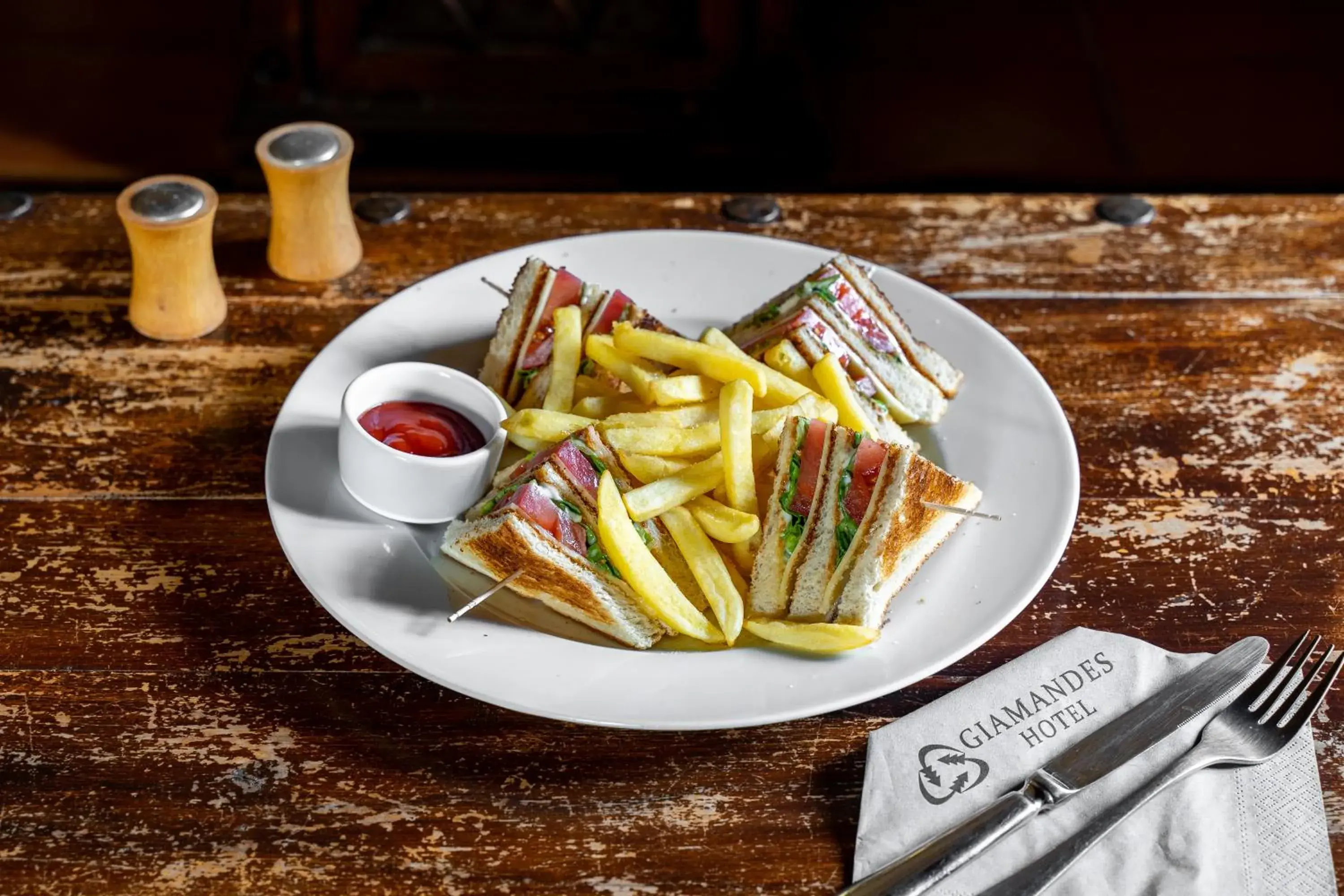 Restaurant/places to eat in Hotel Giamandes Restaurant/places to eat in Hotel Giamandes