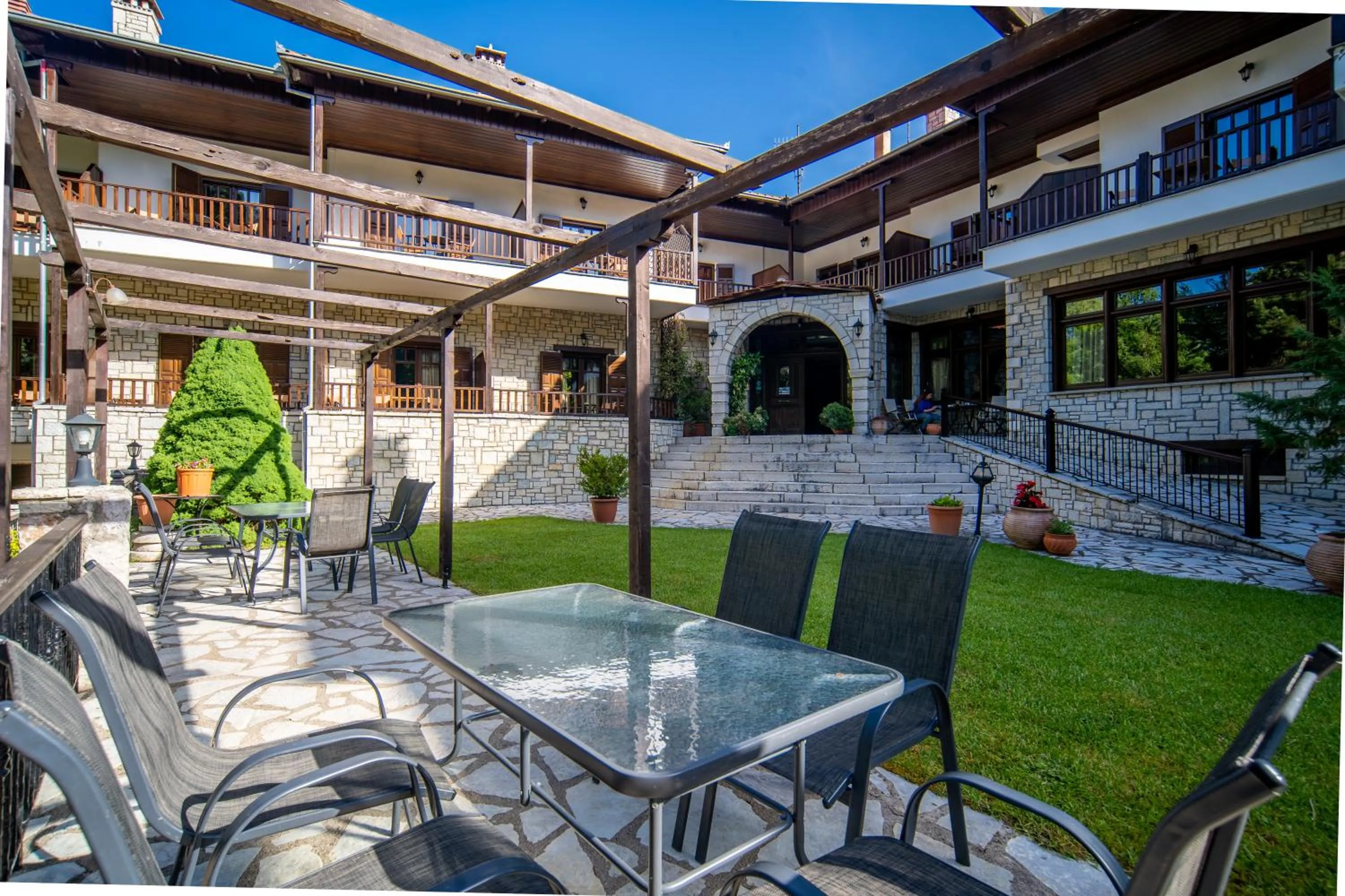 Property building in Hotel Giamandes