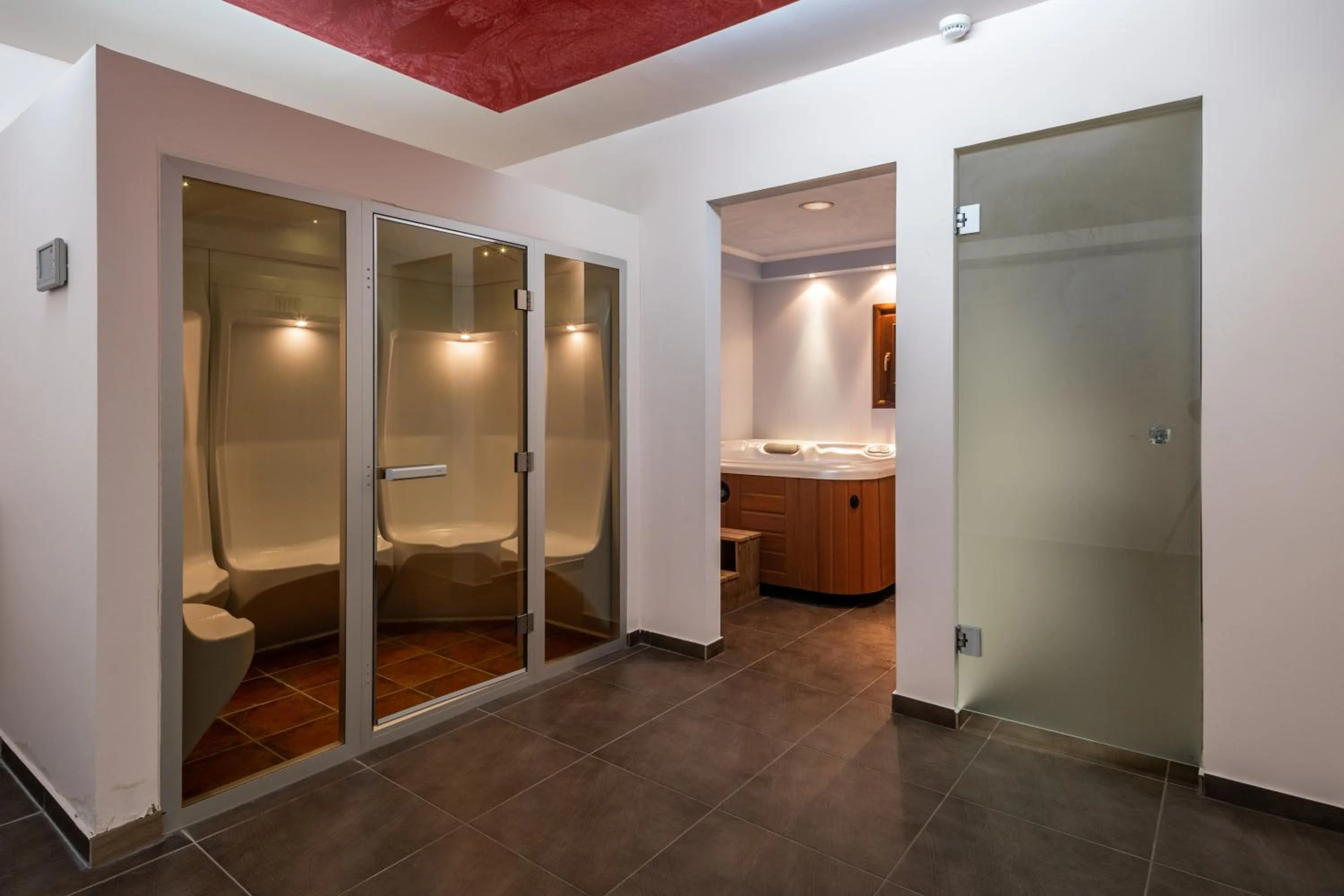 Steam room in Hotel Giamandes
