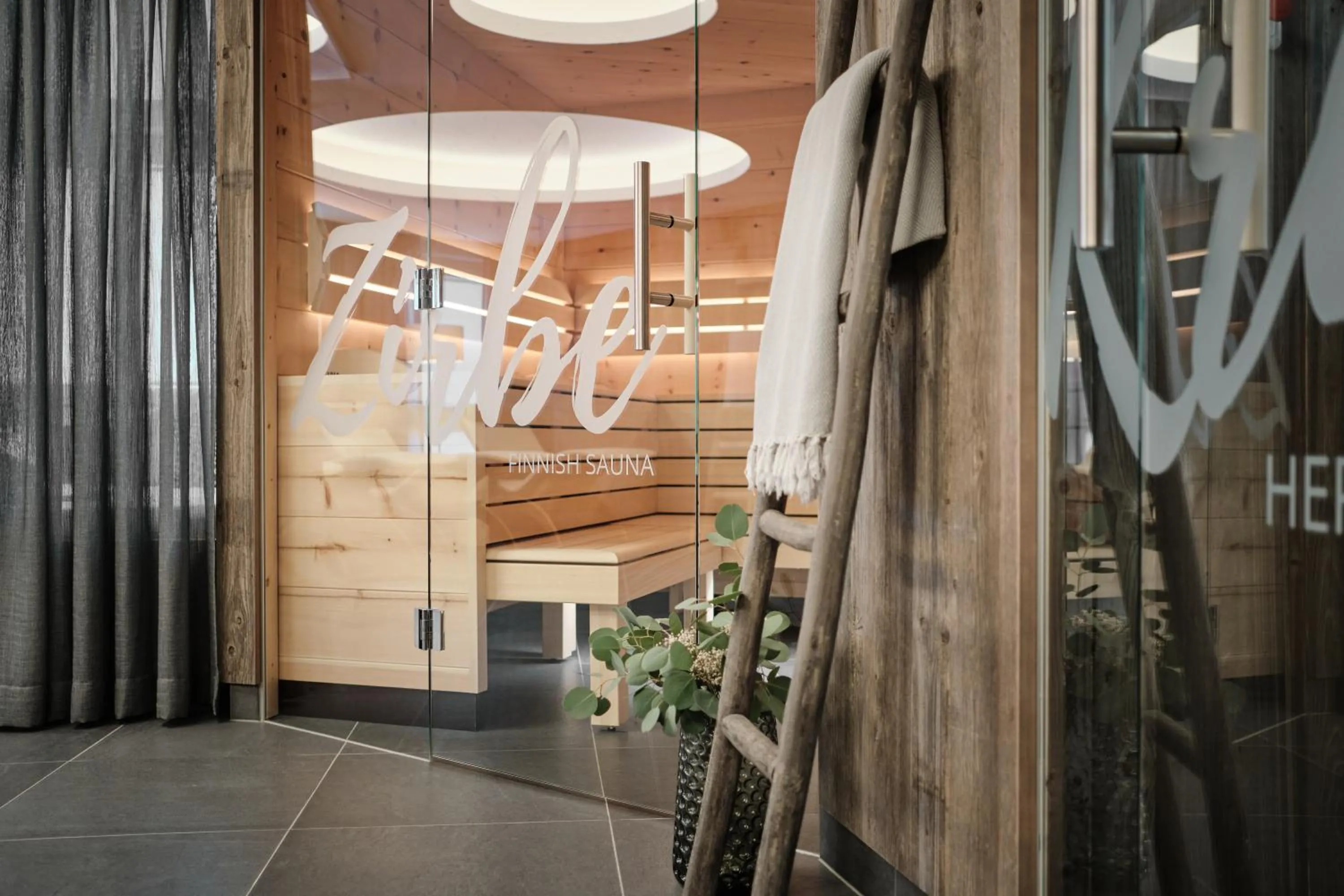 Sauna in meiZeit Lodge