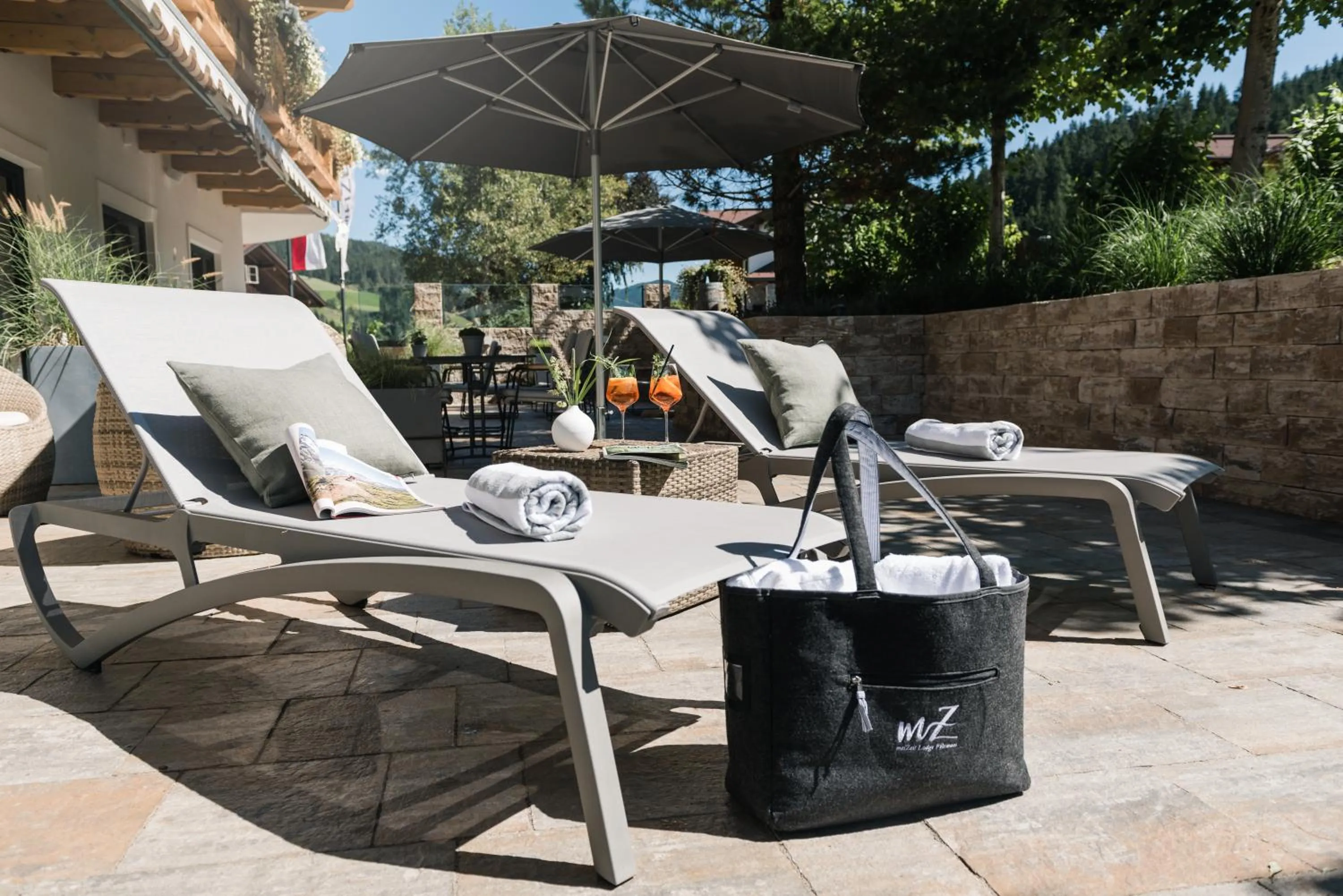 Patio in meiZeit Lodge