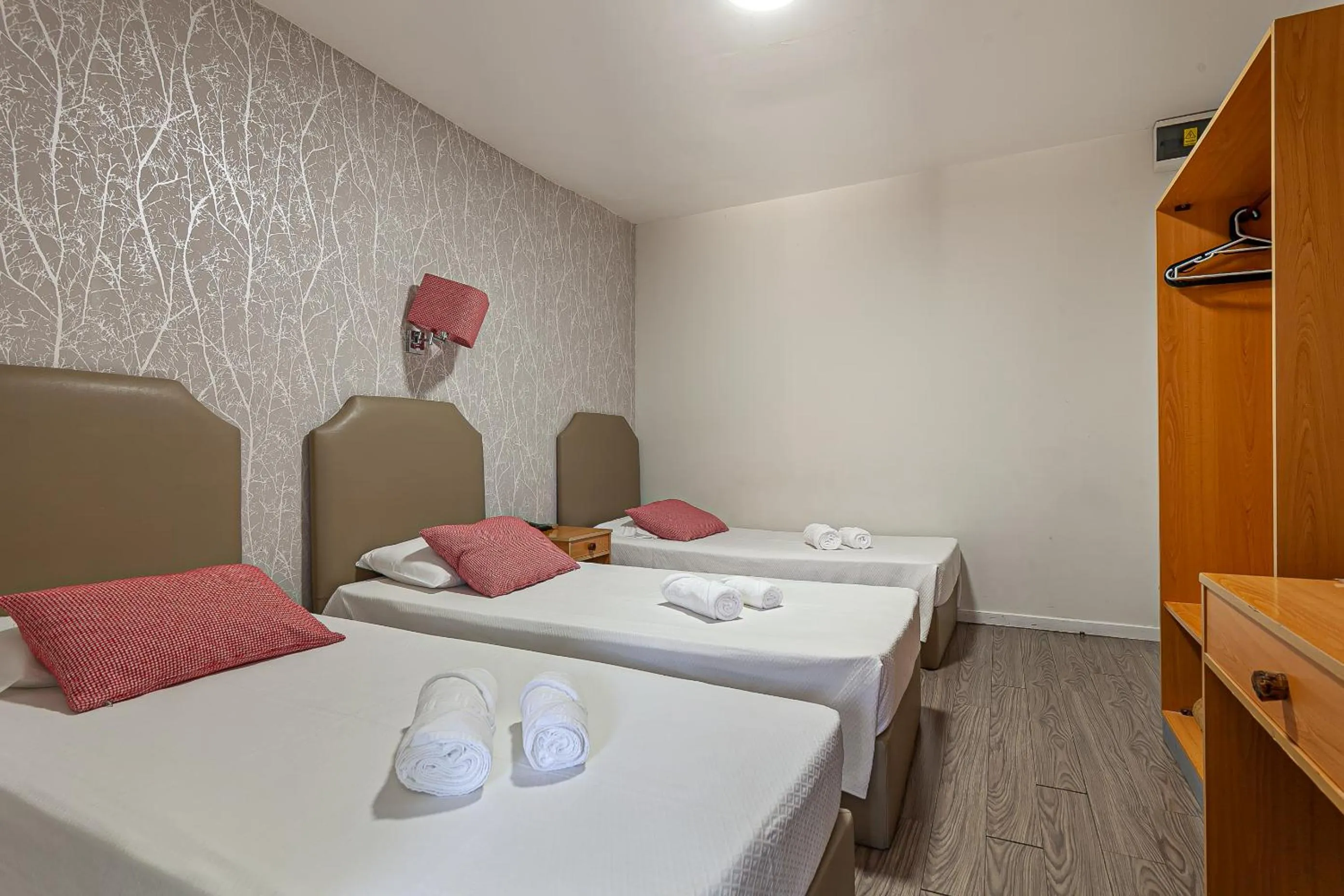 Bed in Guest House Porto Clerigus