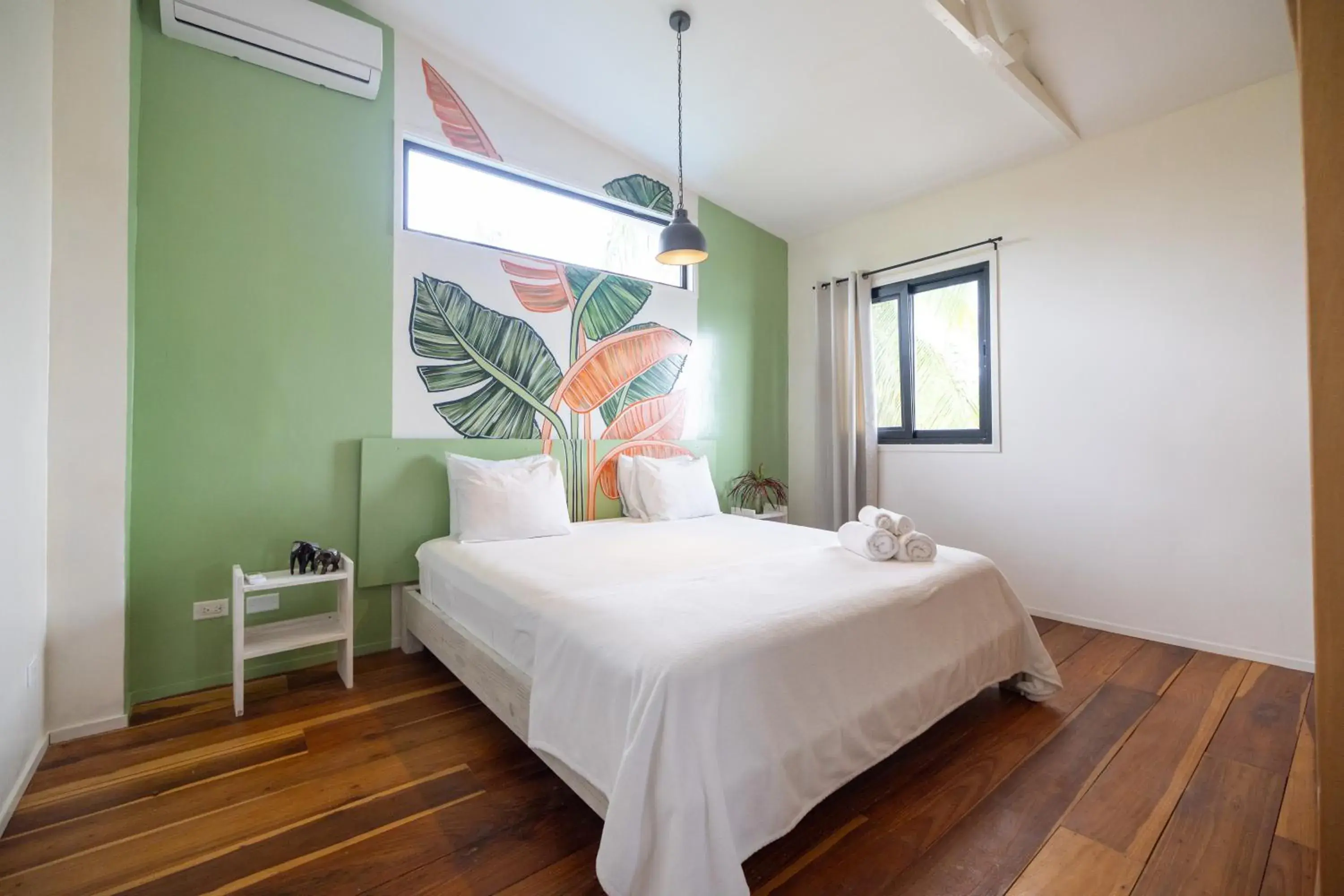 Double Room with Shared Bathroom in RIVA B&B Double Room with Shared Bathroom in RIVA B&B