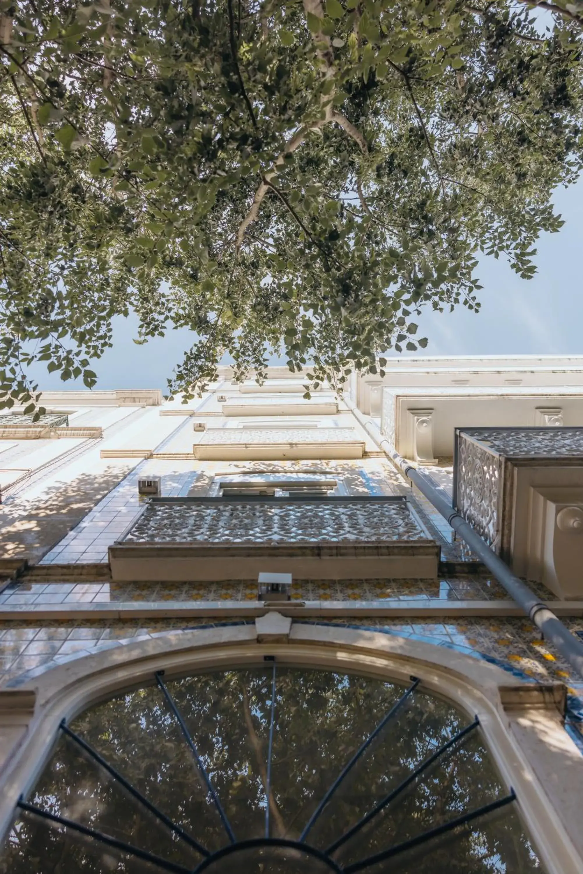 Property building in M'AR De AR Auria Property building in M'AR De AR Auria