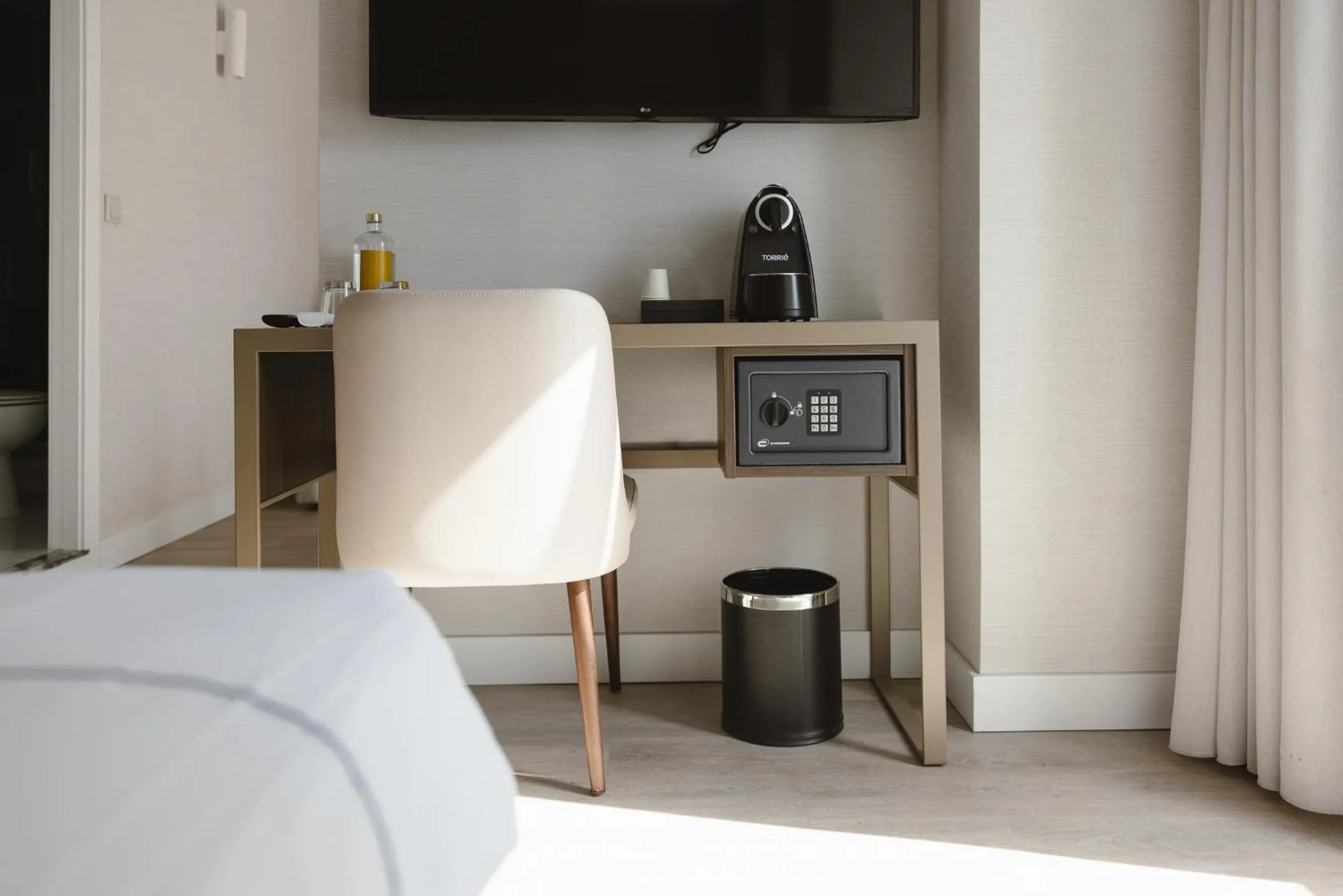 TV and multimedia in M'AR De AR Auria